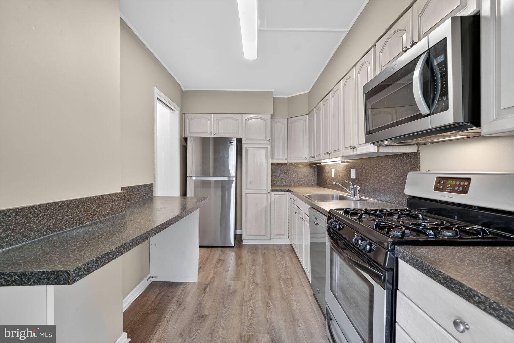 WILLOUGHBY OF CHEVY CHASE - Residential