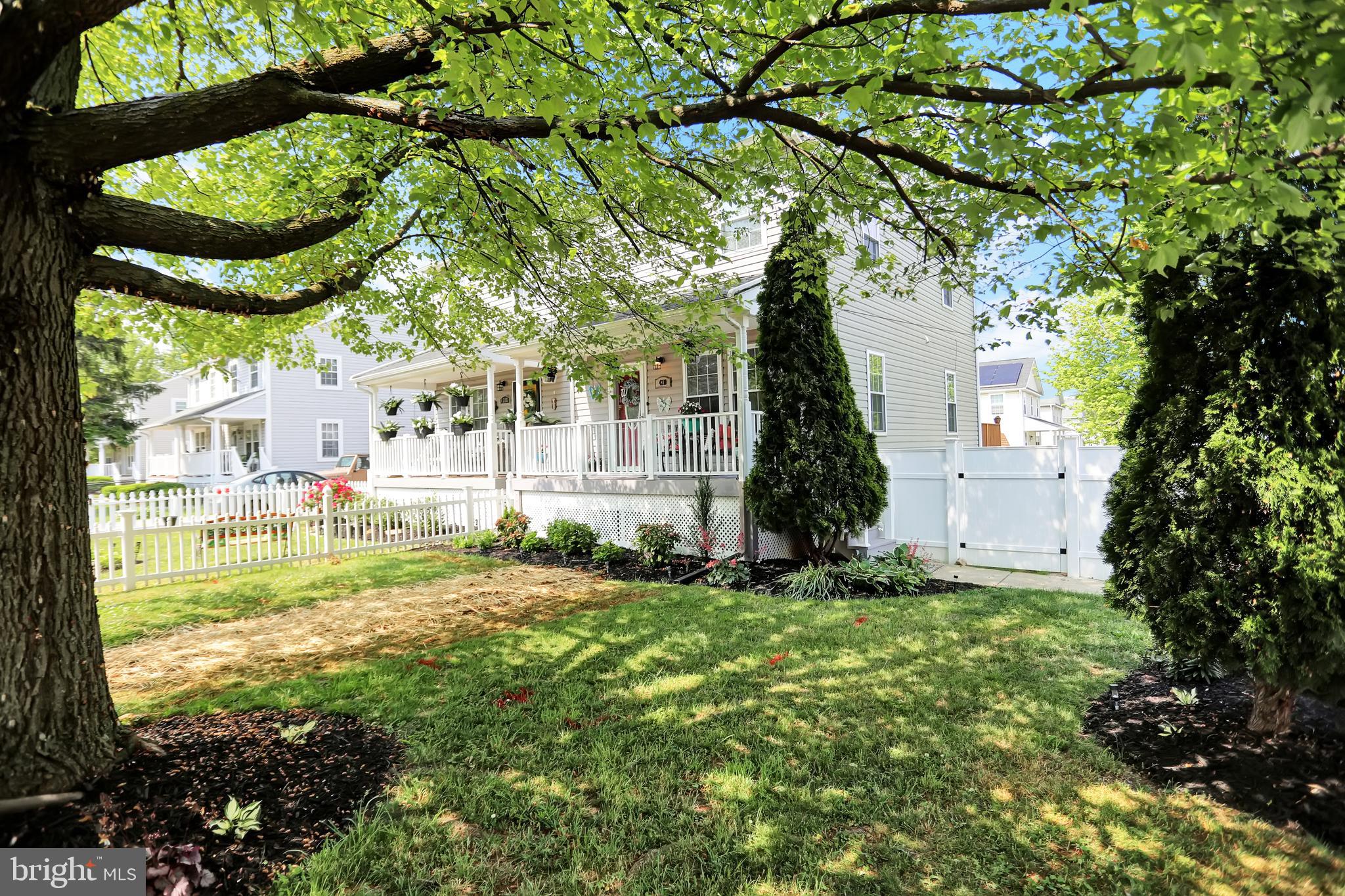 WEST ARLINGTON - Residential