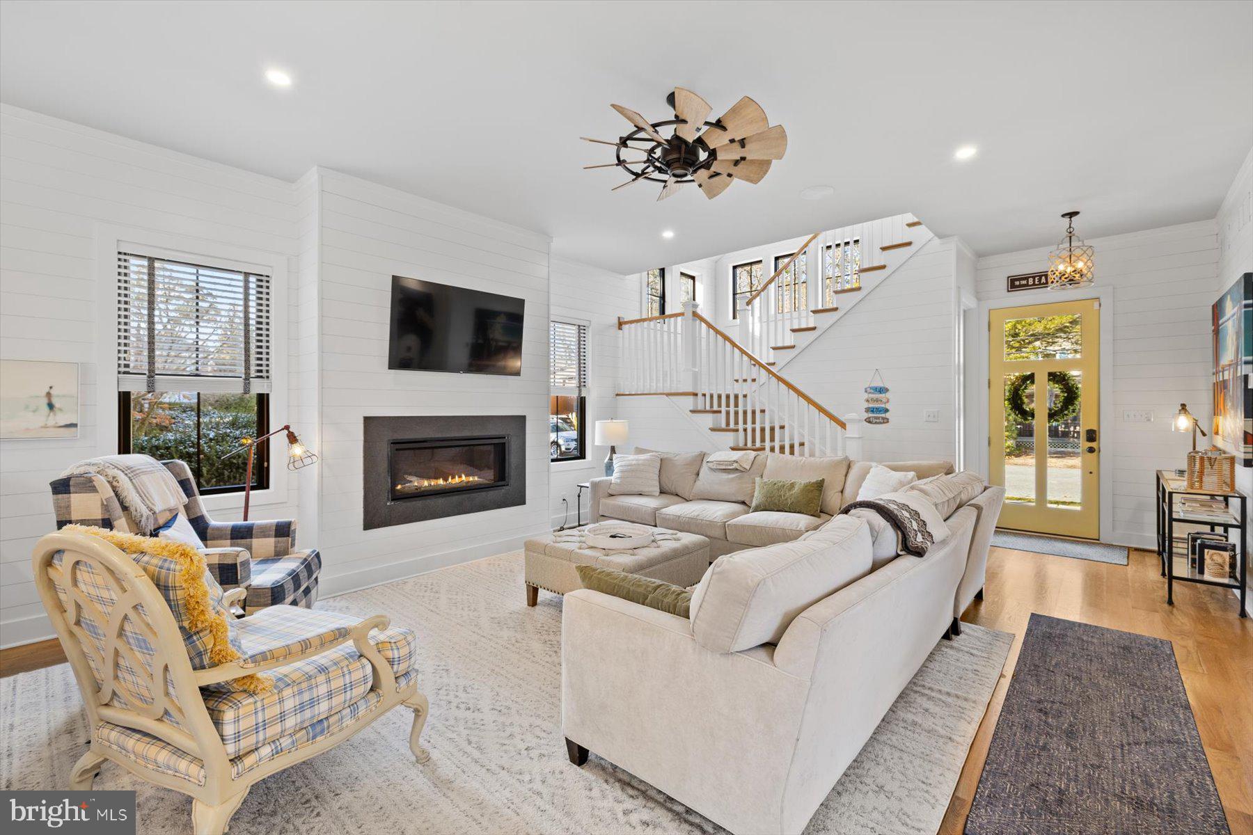 NORTH REHOBOTH - Residential