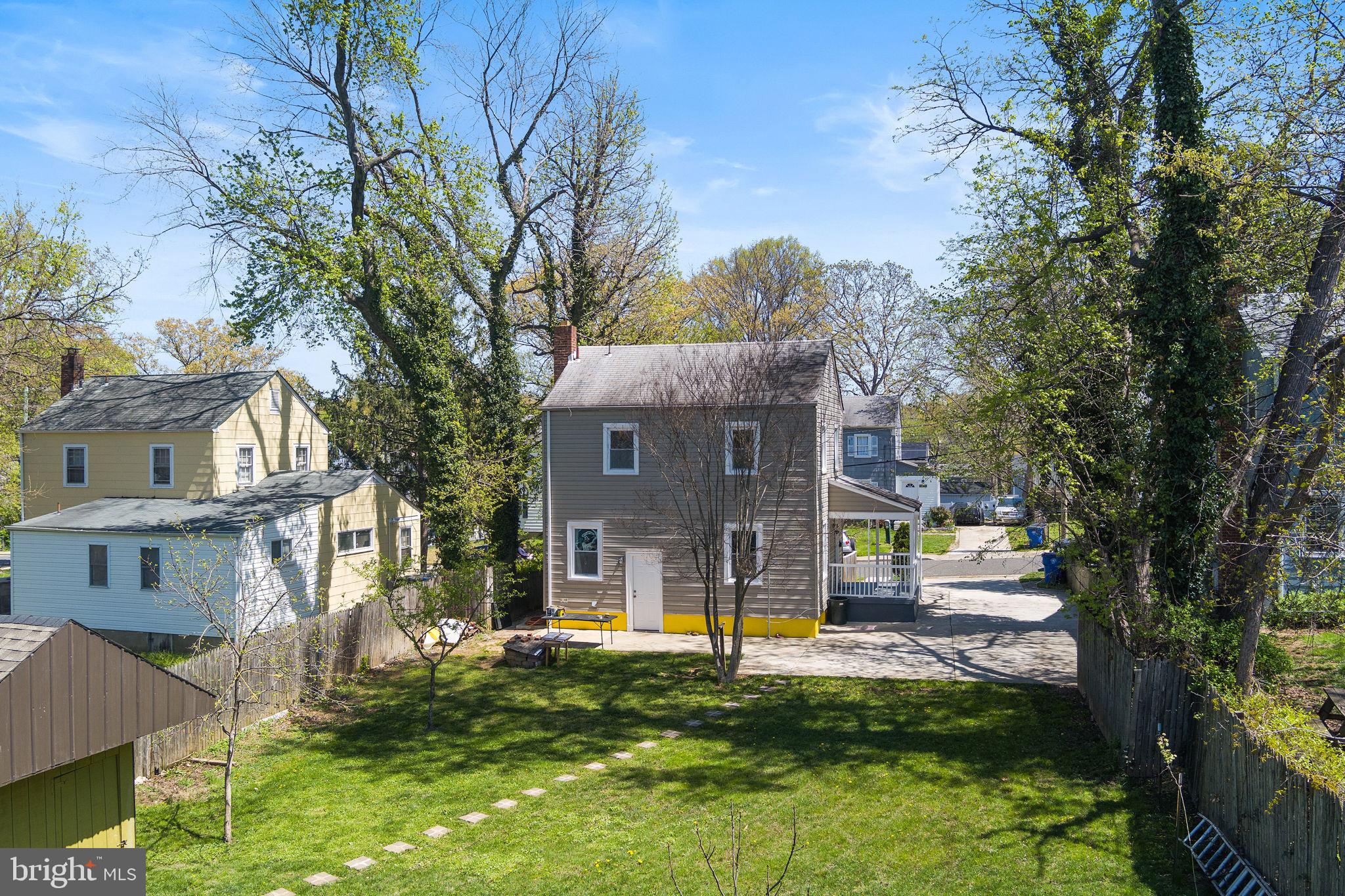 LANDOVER HILLS - Residential