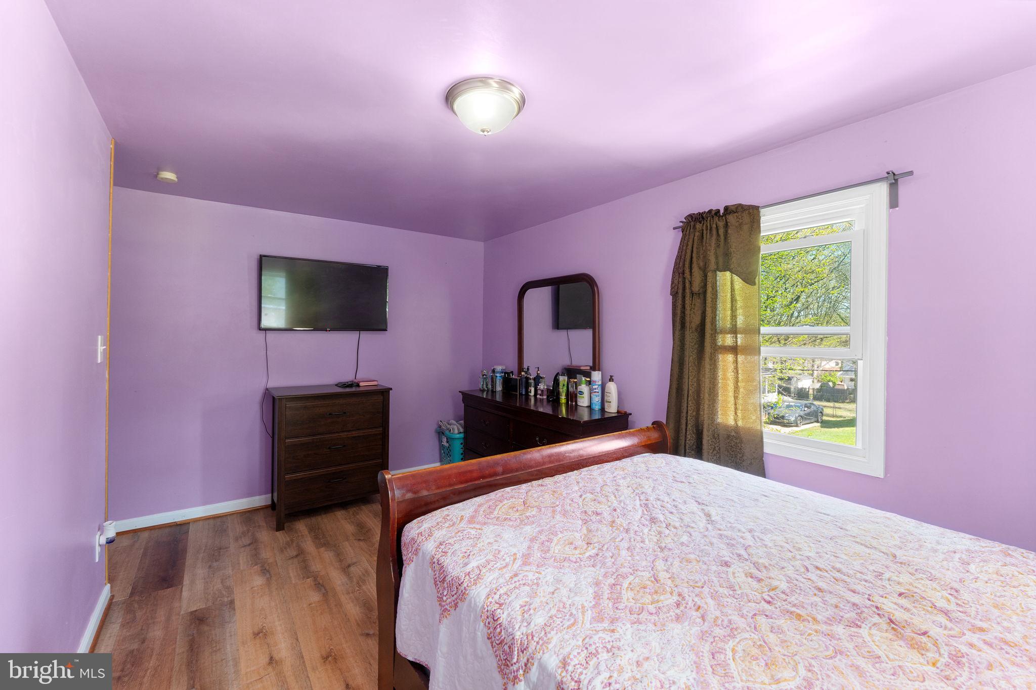 LANDOVER HILLS - Residential