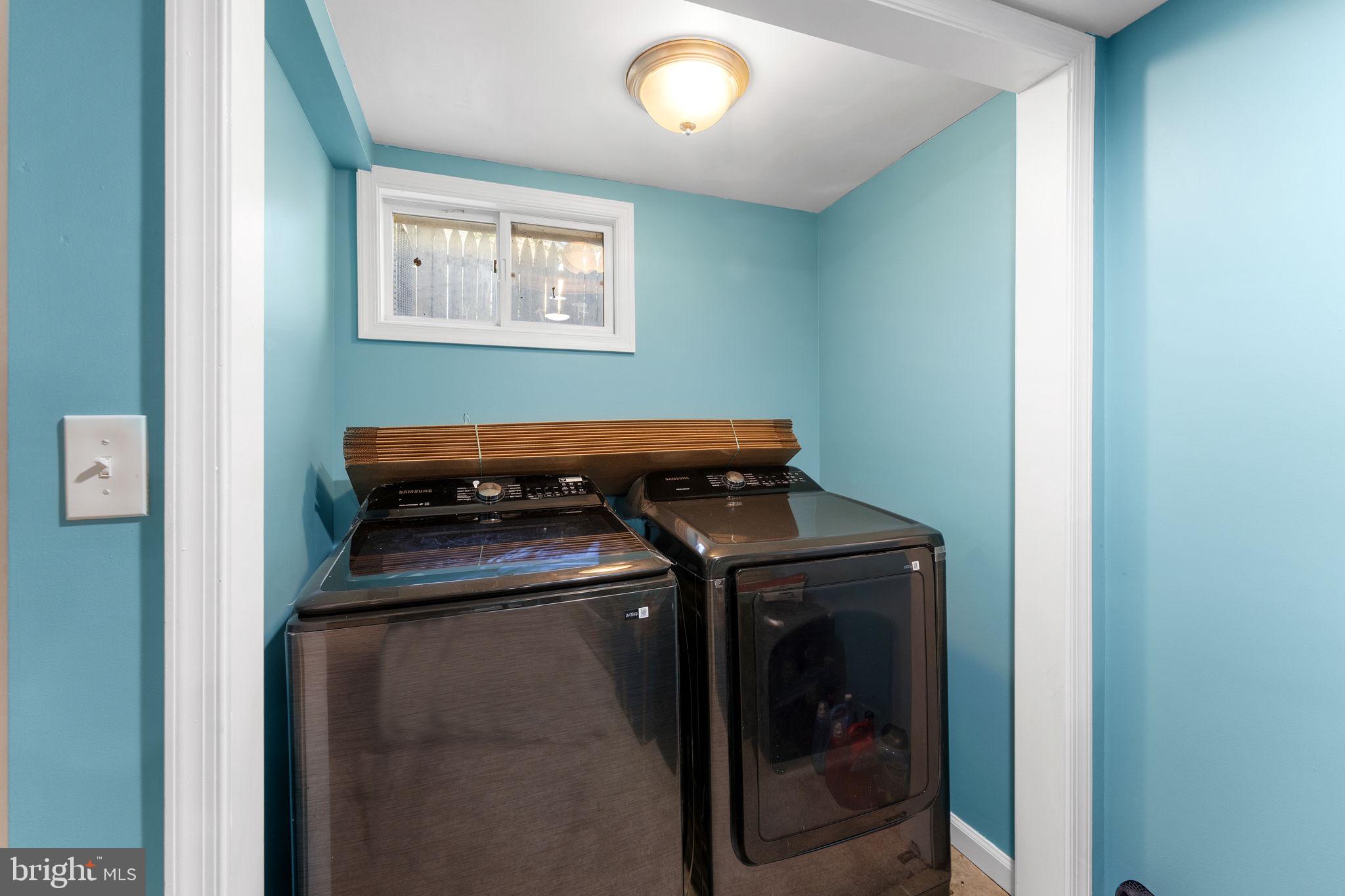 LANDOVER HILLS - Residential