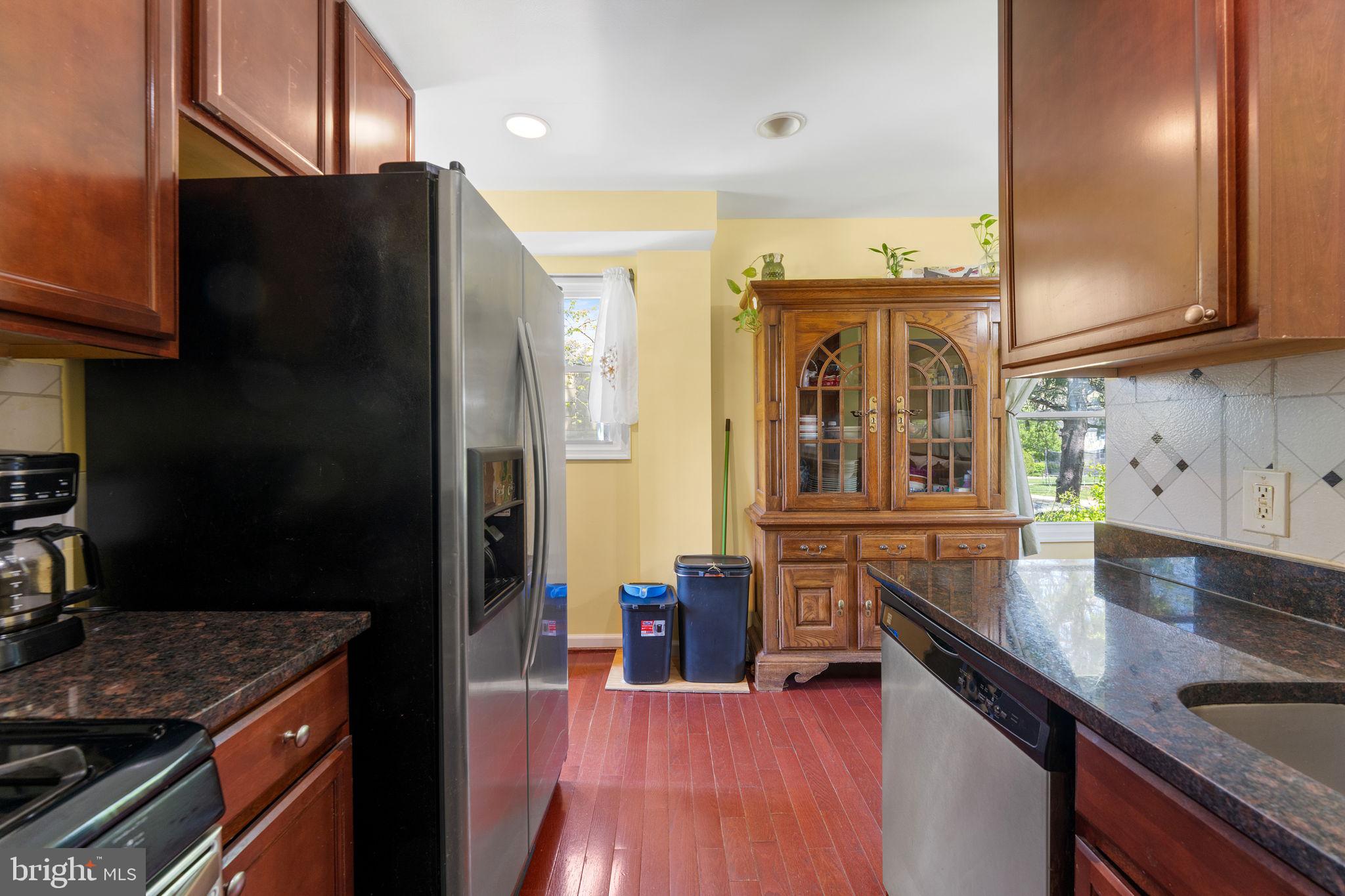 LANDOVER HILLS - Residential