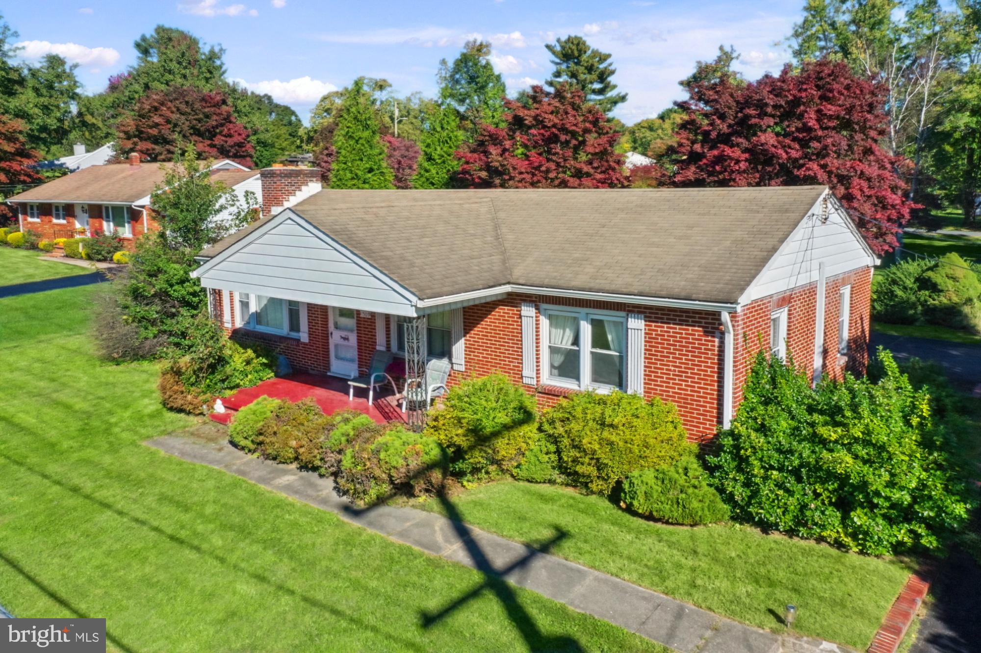 1509 SUPERIOR STREET