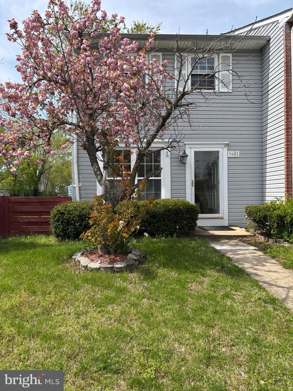 Great move in ready rental. Close to shopping and public transportation. Finished lower level. 4 bedroom