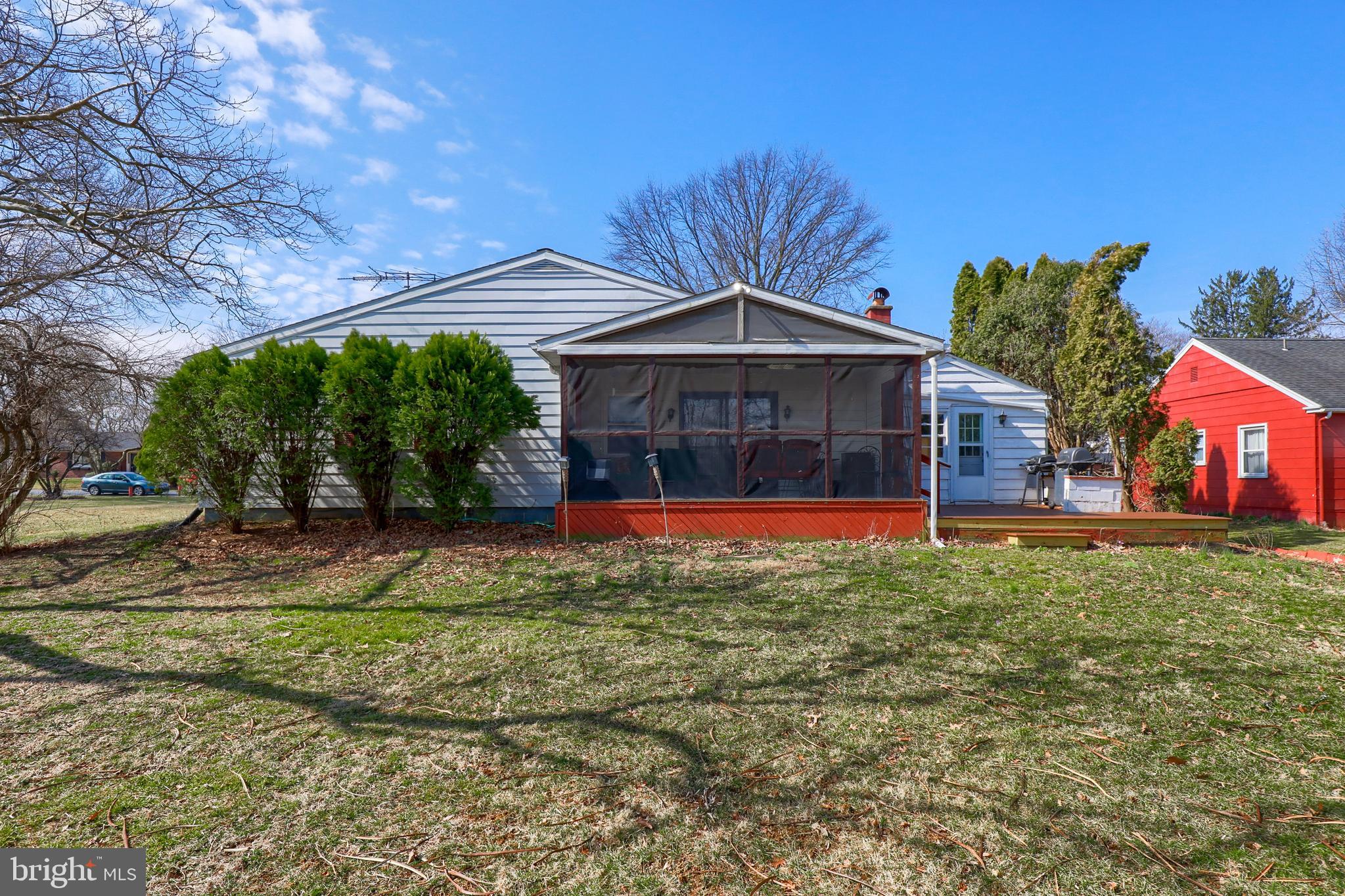 BEVERLY ESTATES - Residential