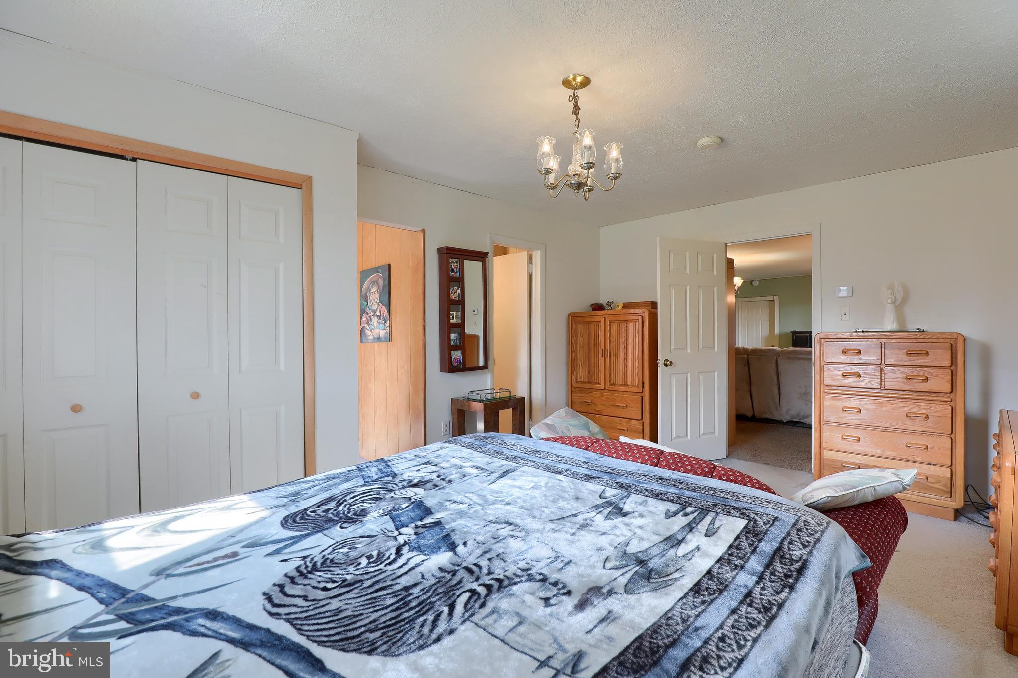 BEVERLY ESTATES - Residential