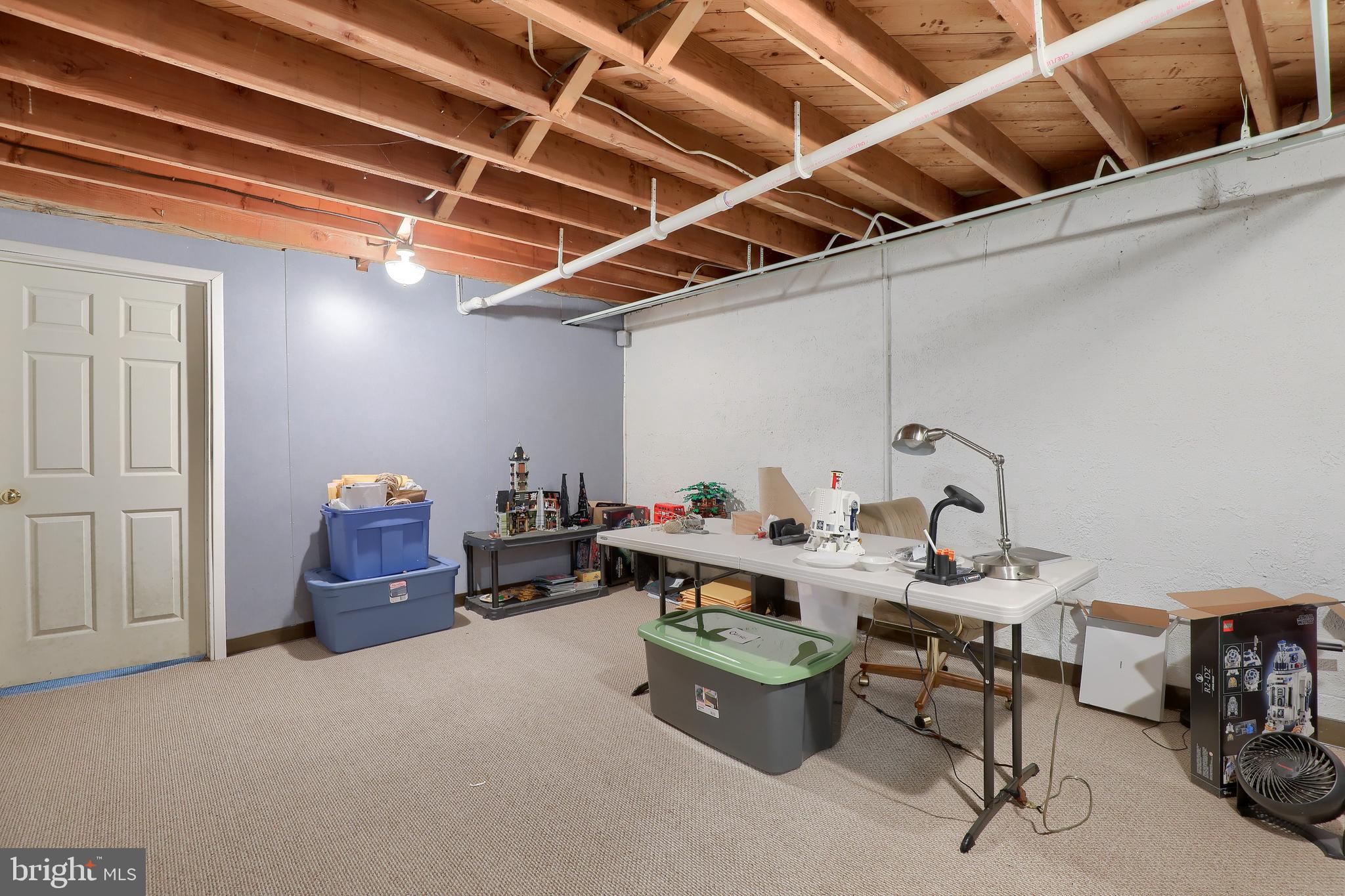 BEVERLY ESTATES - Residential