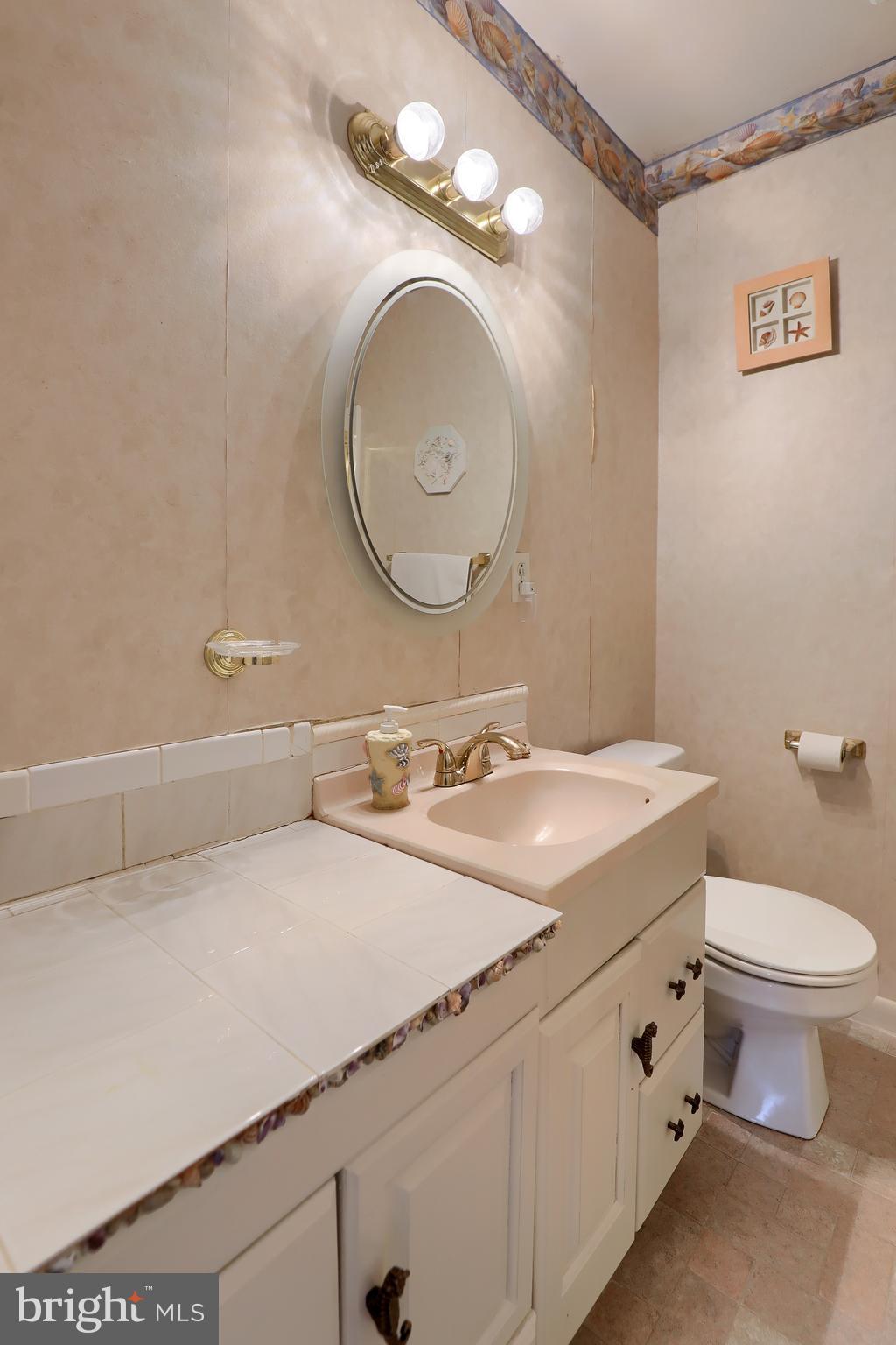 BEVERLY ESTATES - Residential