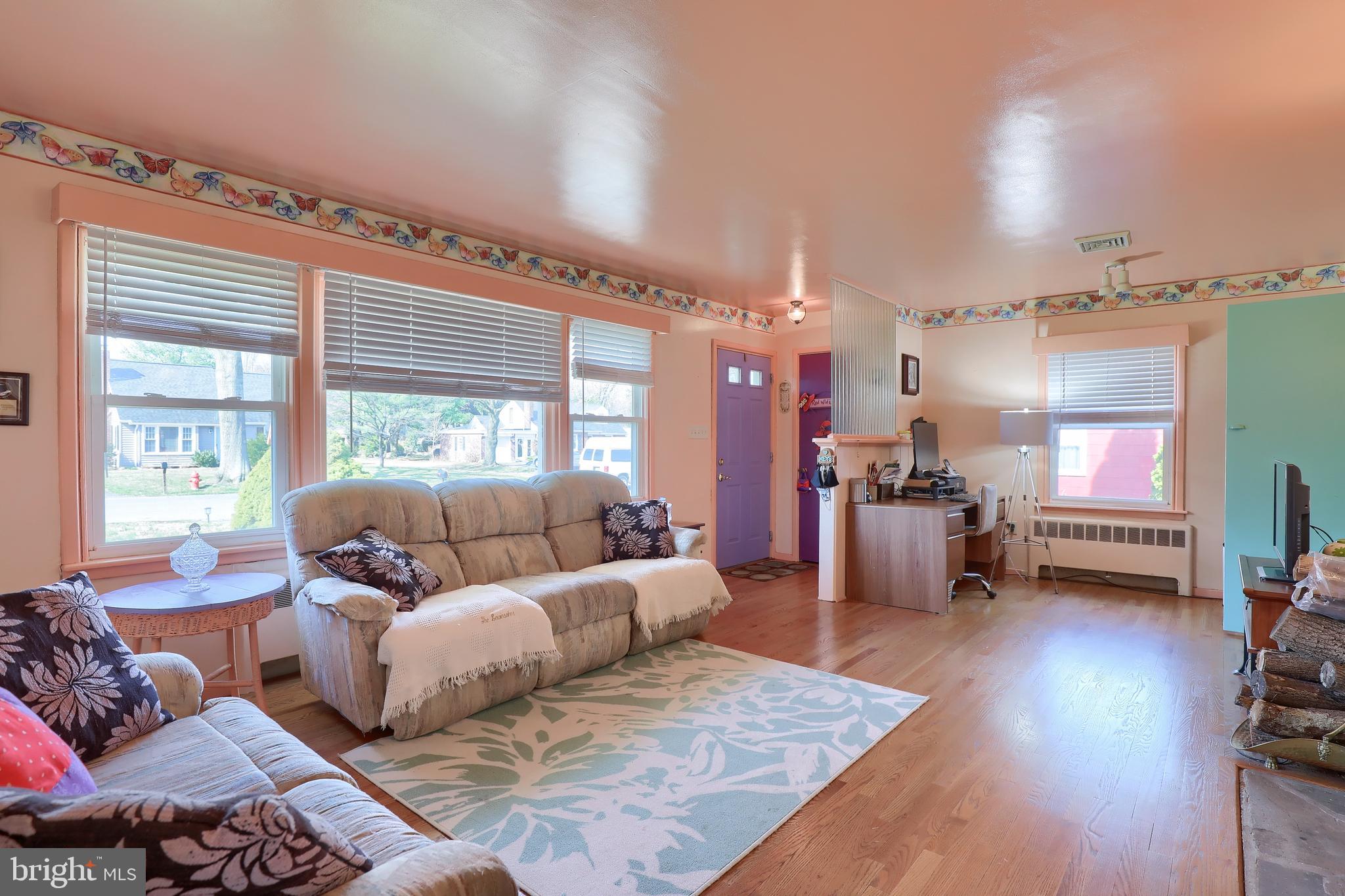 BEVERLY ESTATES - Residential