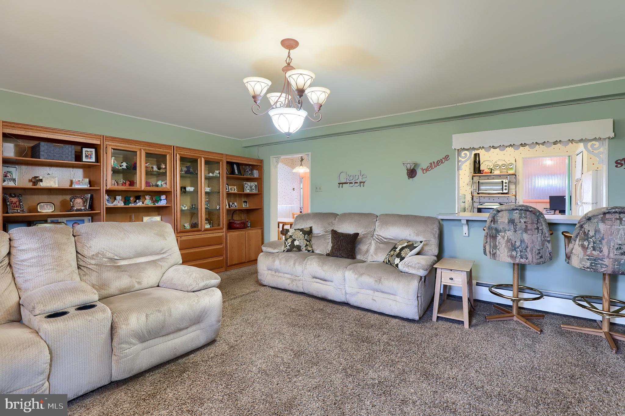 BEVERLY ESTATES - Residential