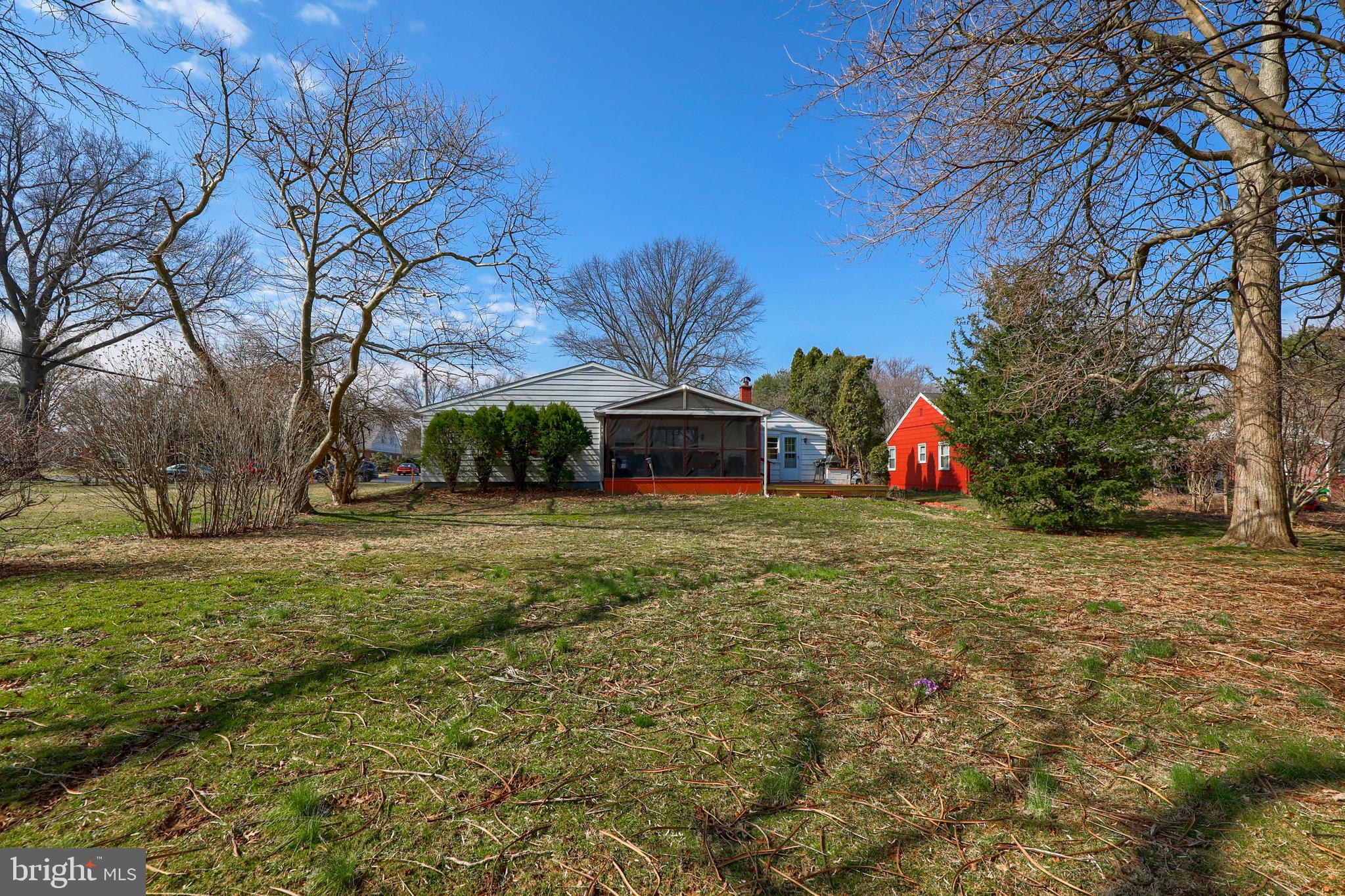 BEVERLY ESTATES - Residential