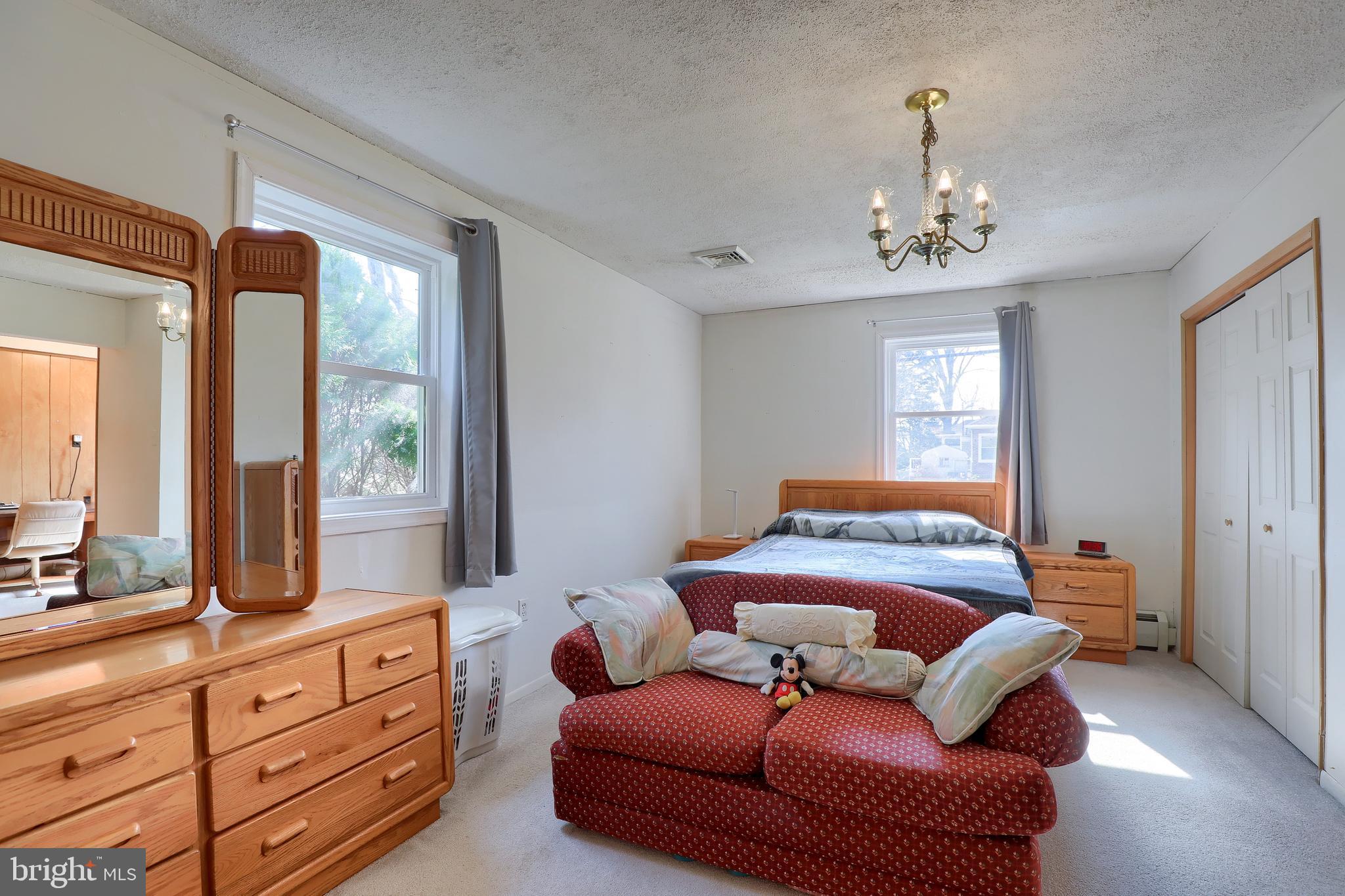 BEVERLY ESTATES - Residential