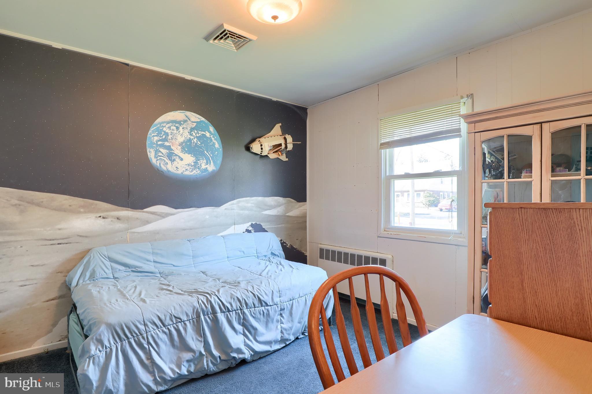 BEVERLY ESTATES - Residential