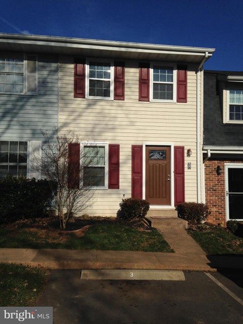 Townhouse For Rent - 3 Kingsbridge Court<br/> Fauquier County, WARRENTON, VA 20186
