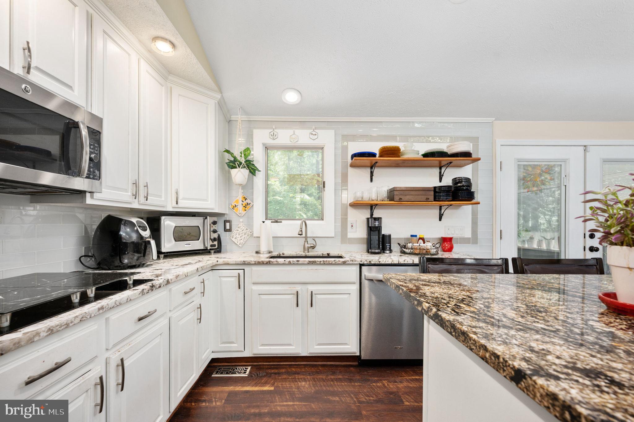 LAKE ACRES - Residential