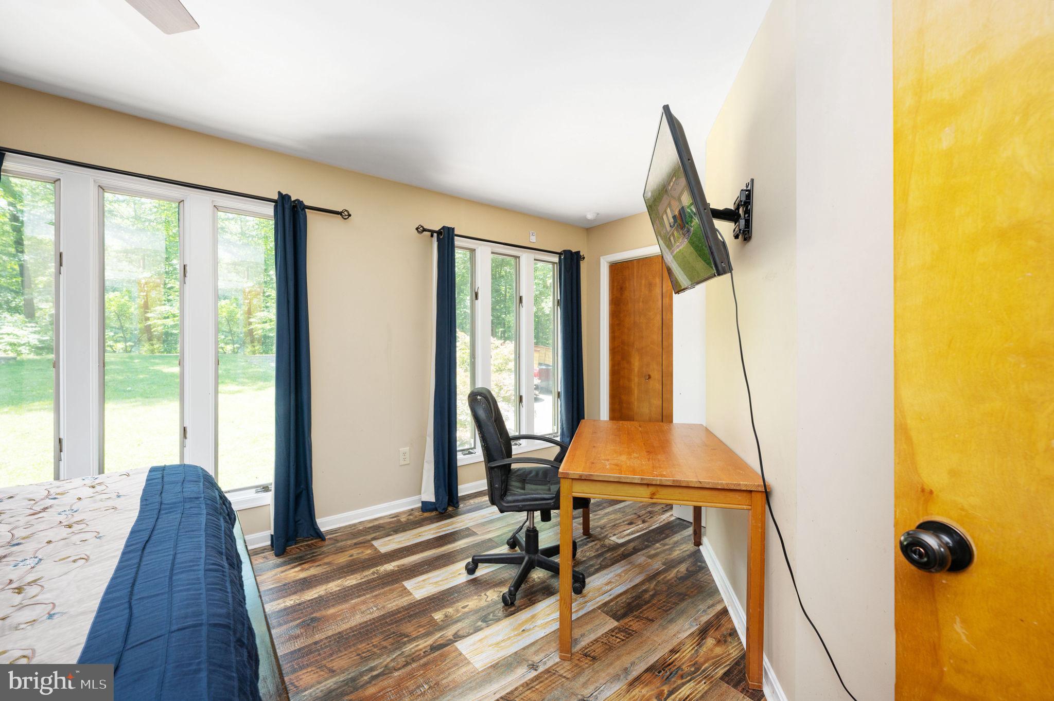 LAKE ACRES - Residential