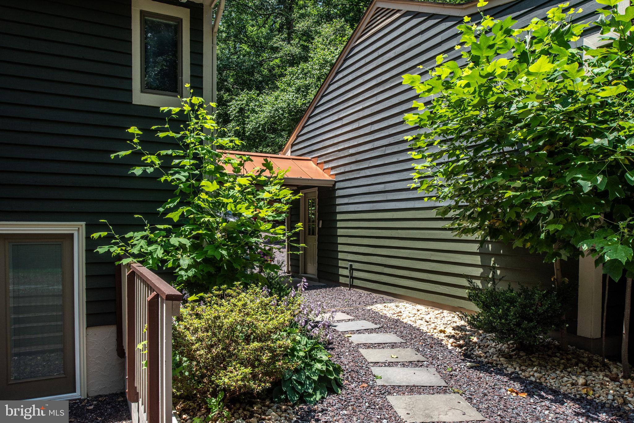 LAKE ACRES - Residential