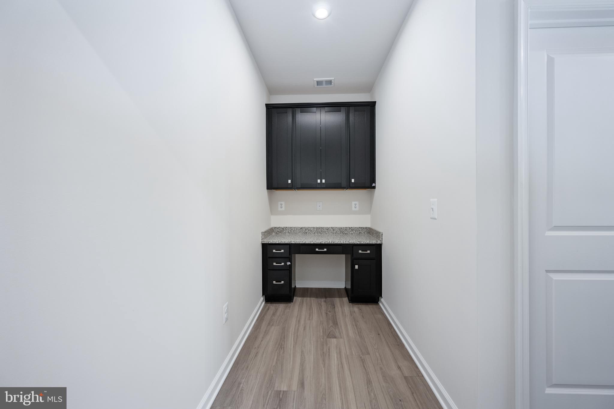 EMBREY MILL - Residential