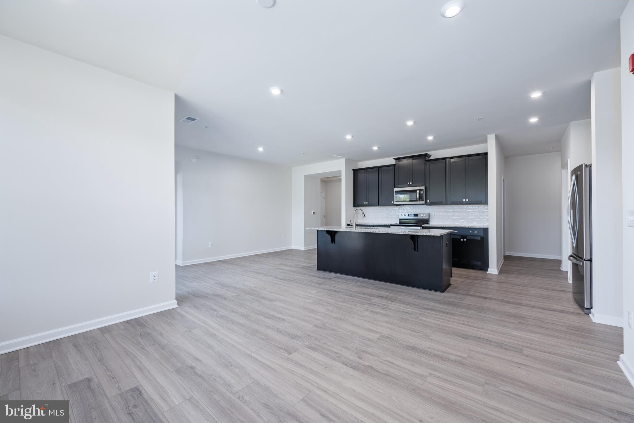 EMBREY MILL - Residential