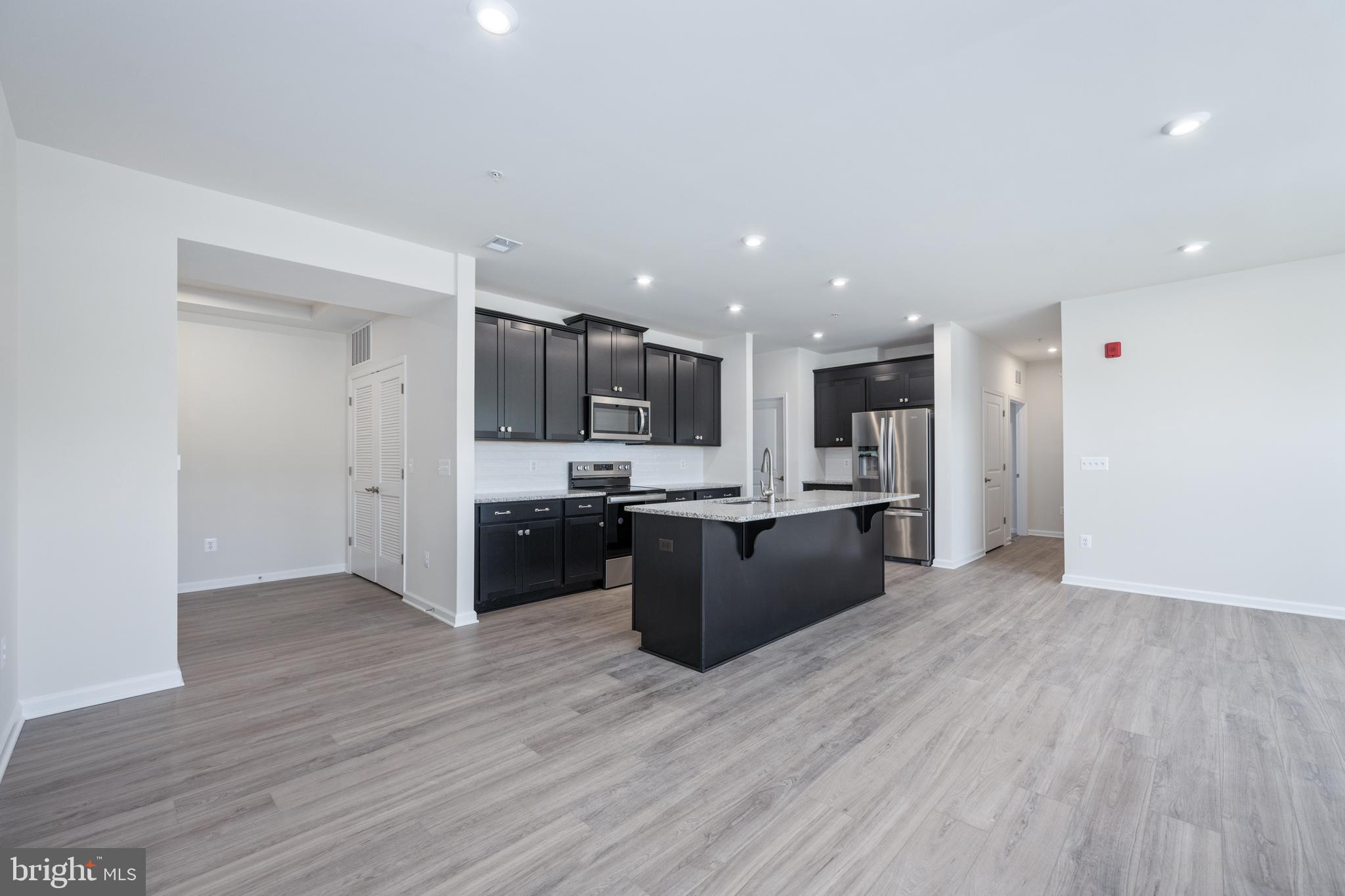 EMBREY MILL - Residential