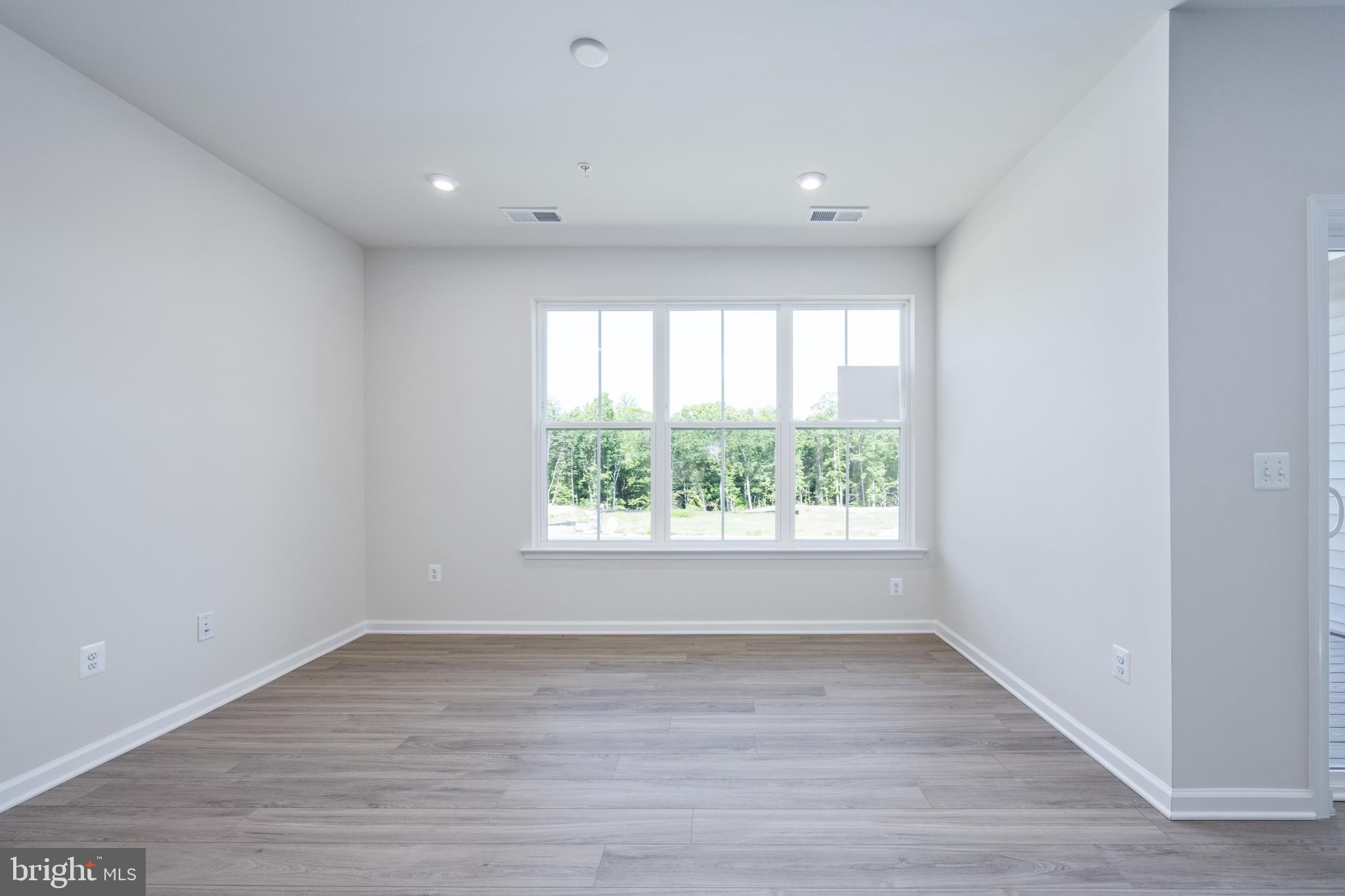 EMBREY MILL - Residential