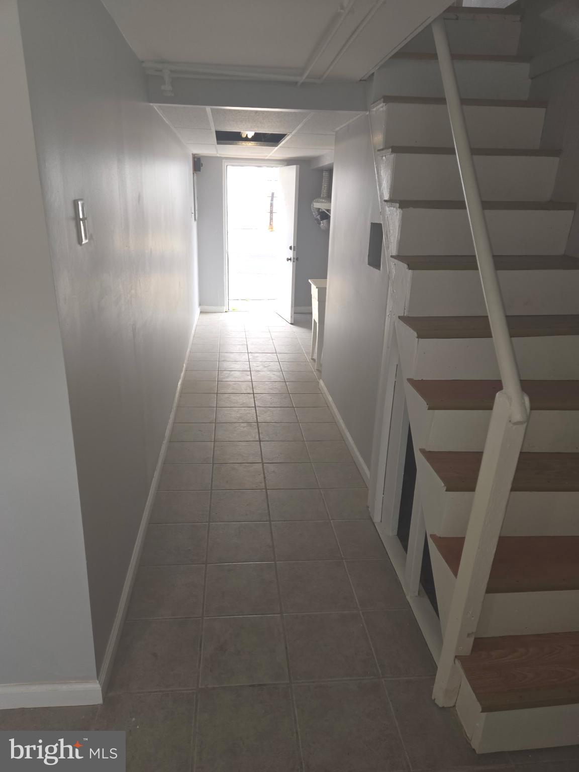 OXFORD CIRCLE - Residential