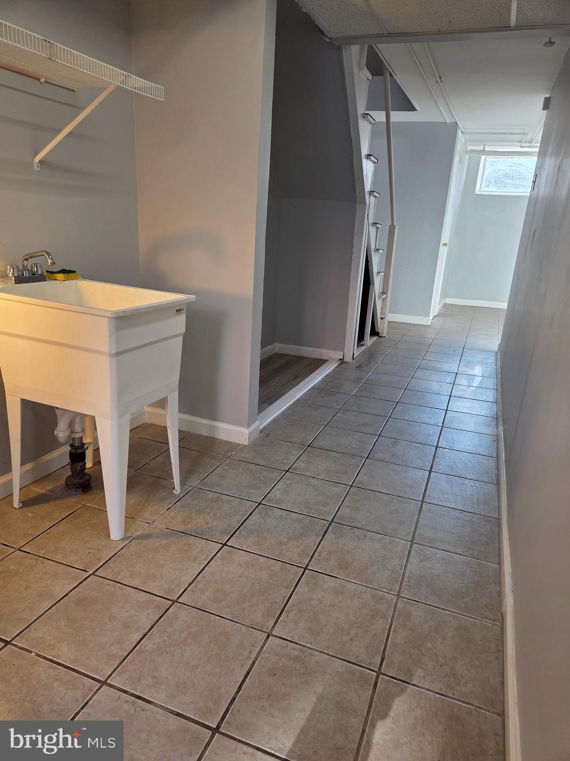 OXFORD CIRCLE - Residential