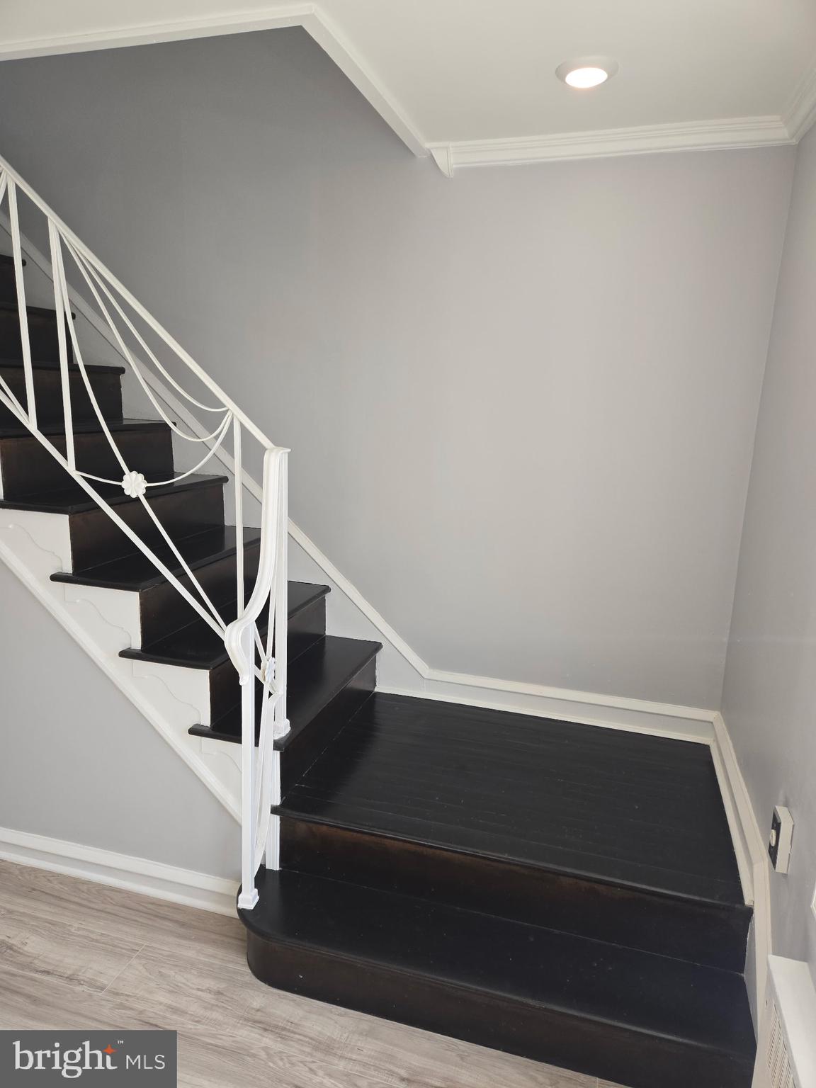 OXFORD CIRCLE - Residential