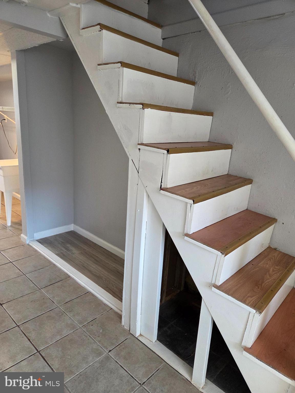 OXFORD CIRCLE - Residential