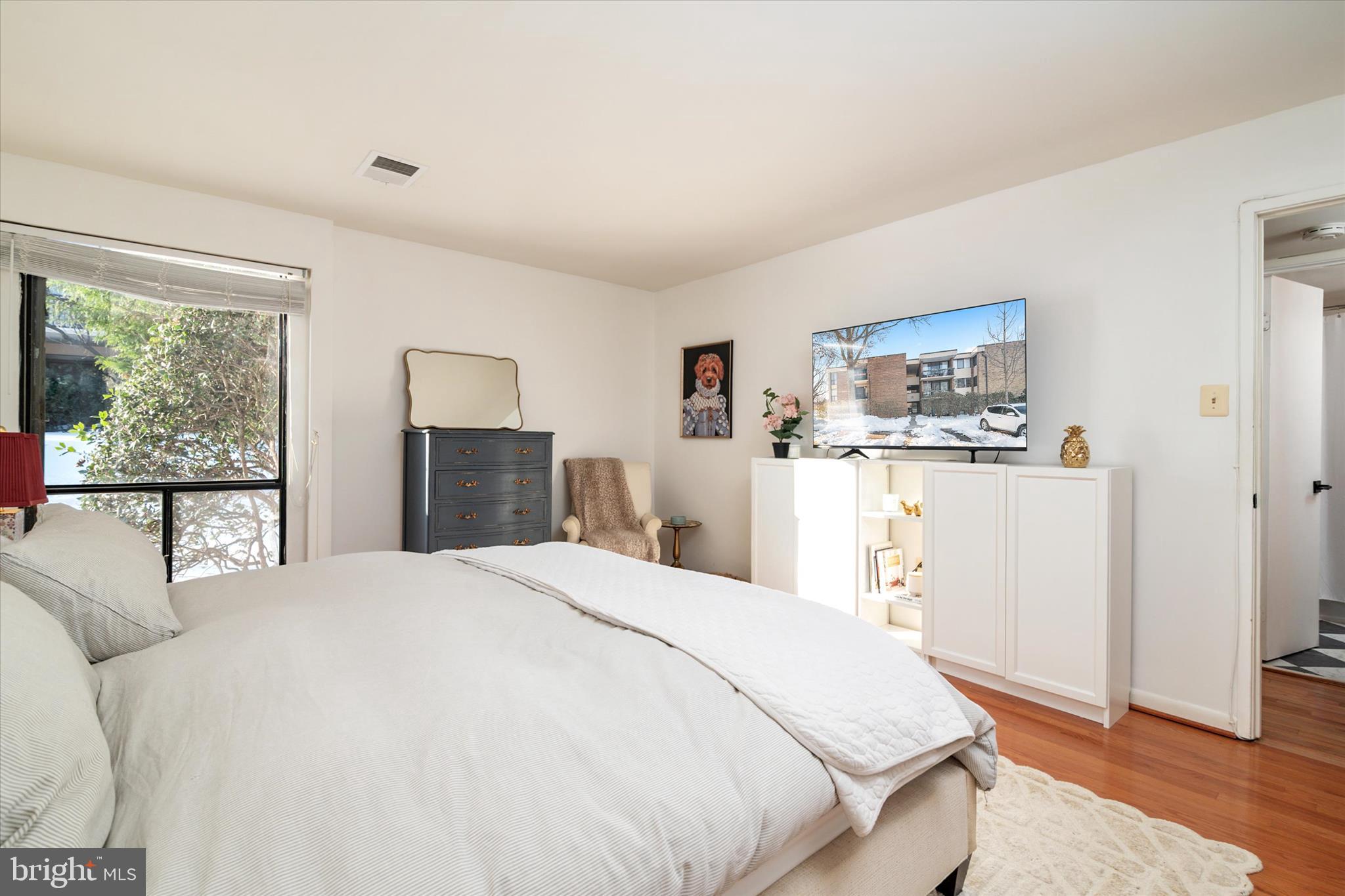 AMERICANA FINMARK - Residential