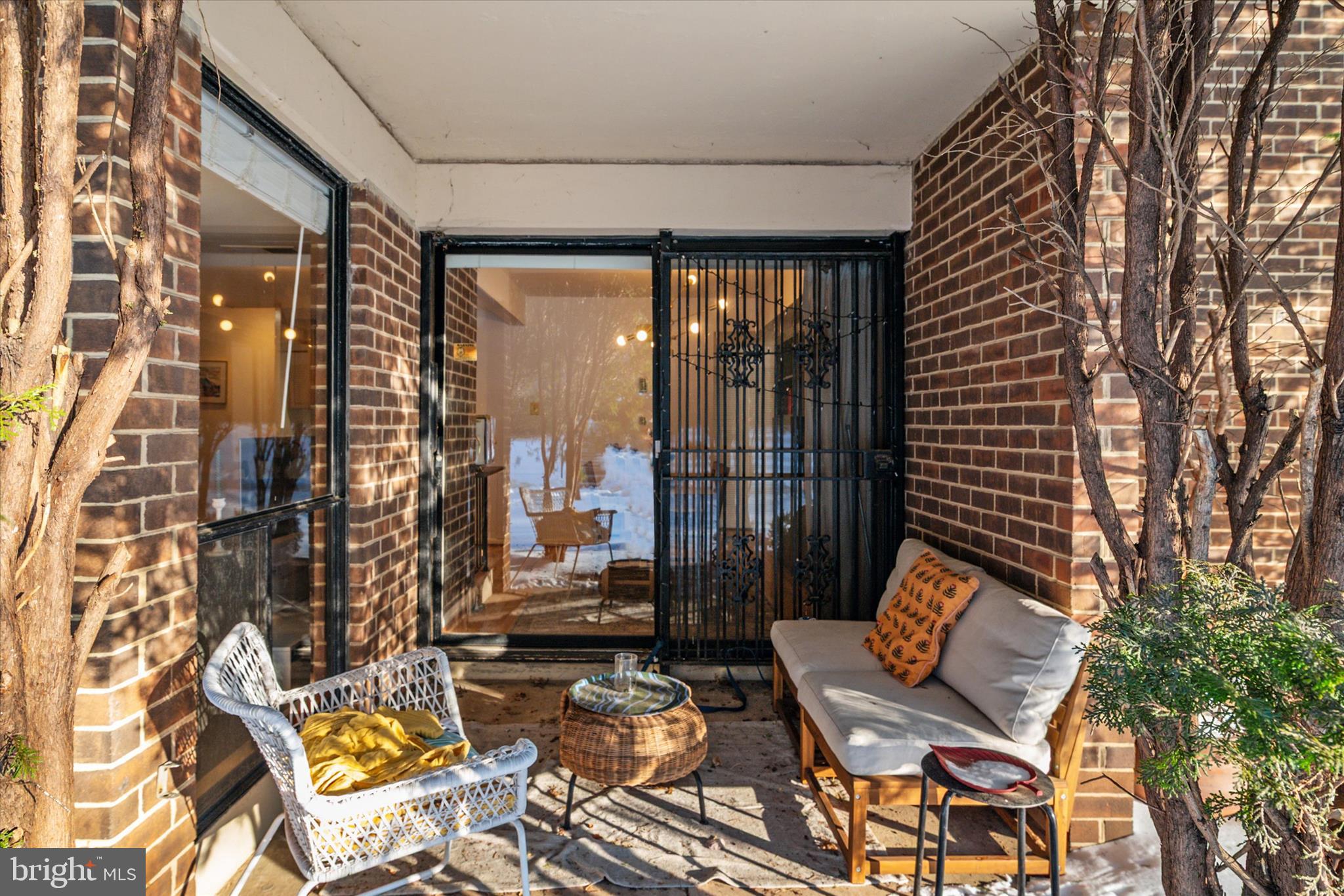 AMERICANA FINMARK - Residential