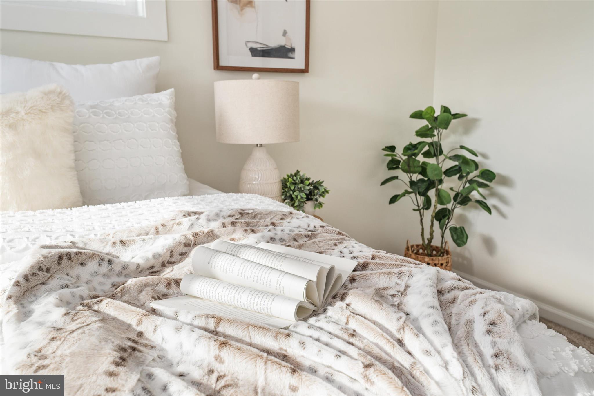 FERNGLEN MANOR - Residential