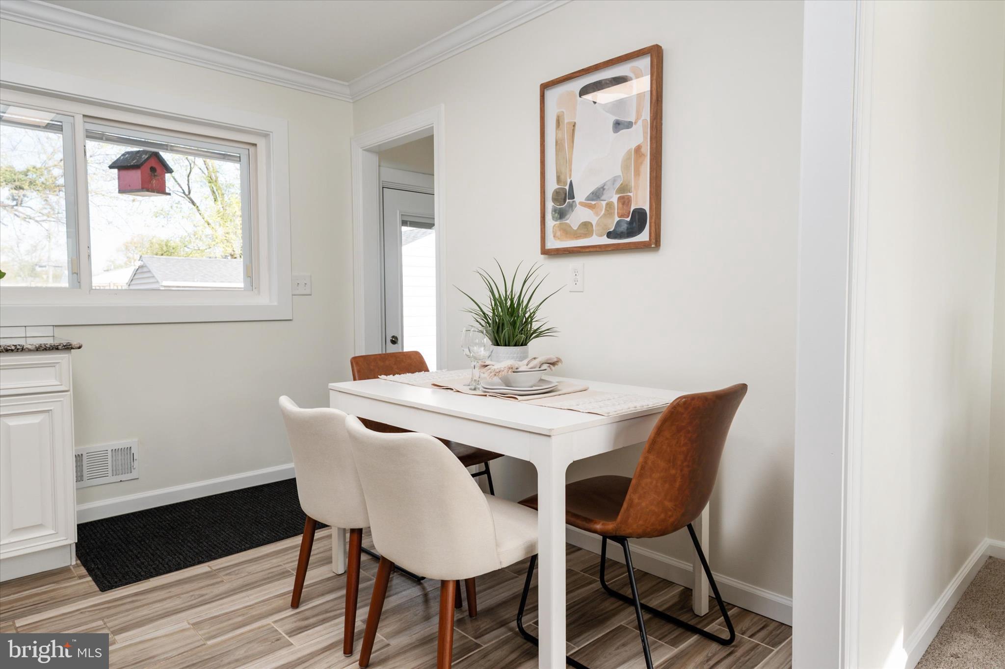 FERNGLEN MANOR - Residential