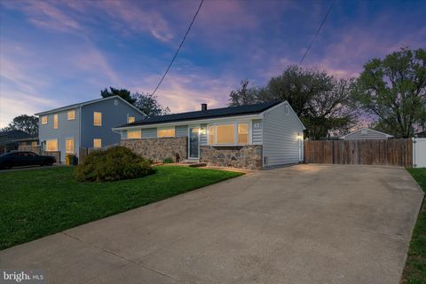 10 IDLEWOOD STREET GLEN BURNIE MD 21061