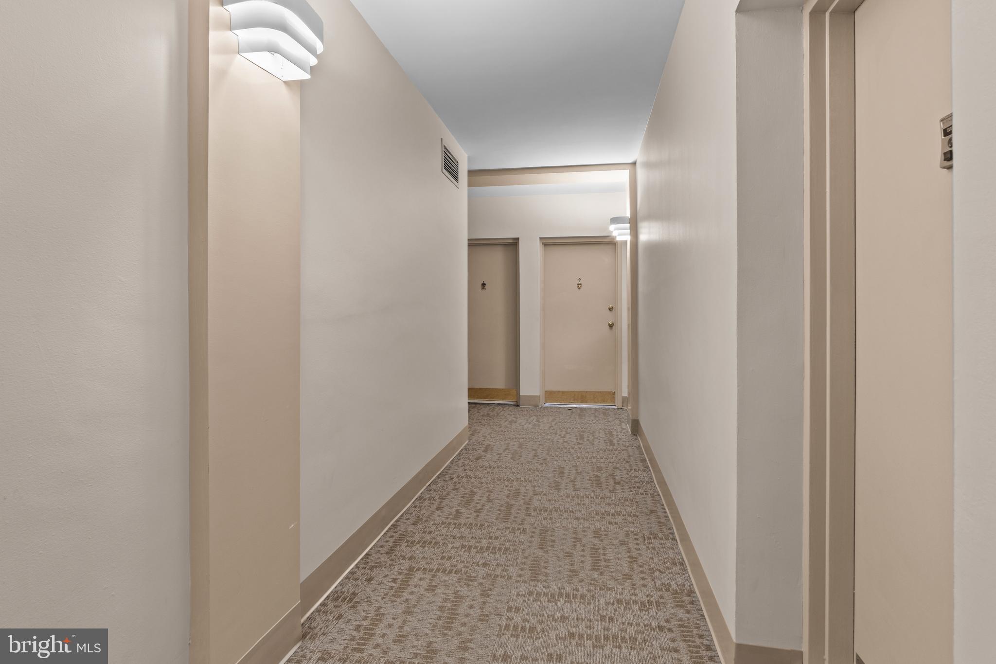 1931 N CLEVELAND STREET 213