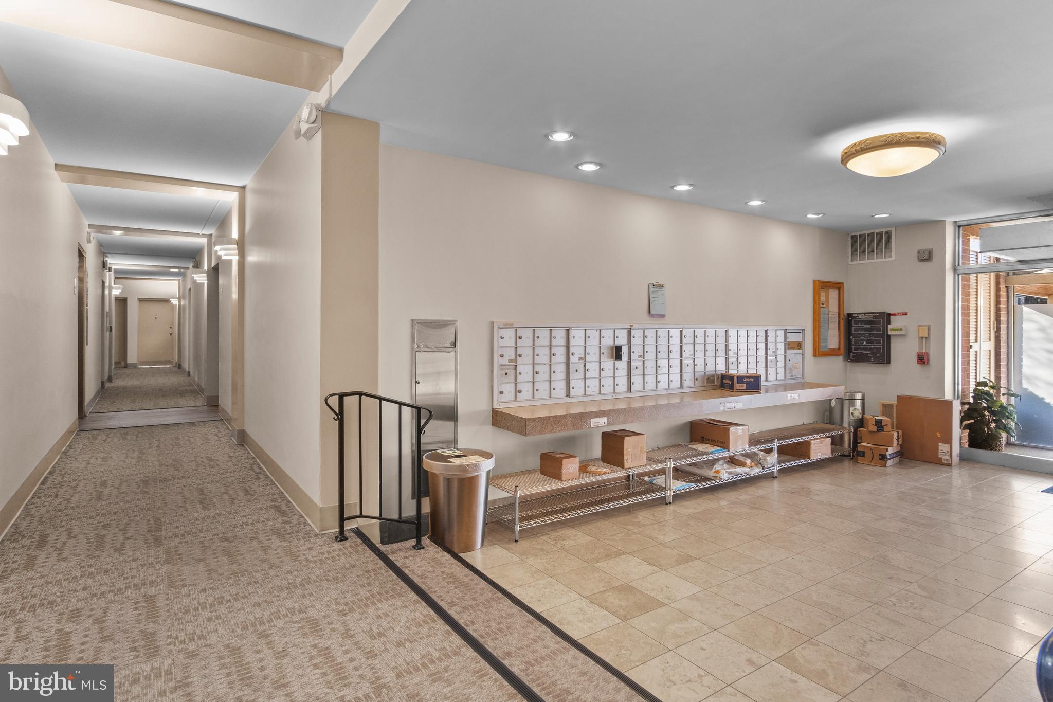 1931 N CLEVELAND STREET 213