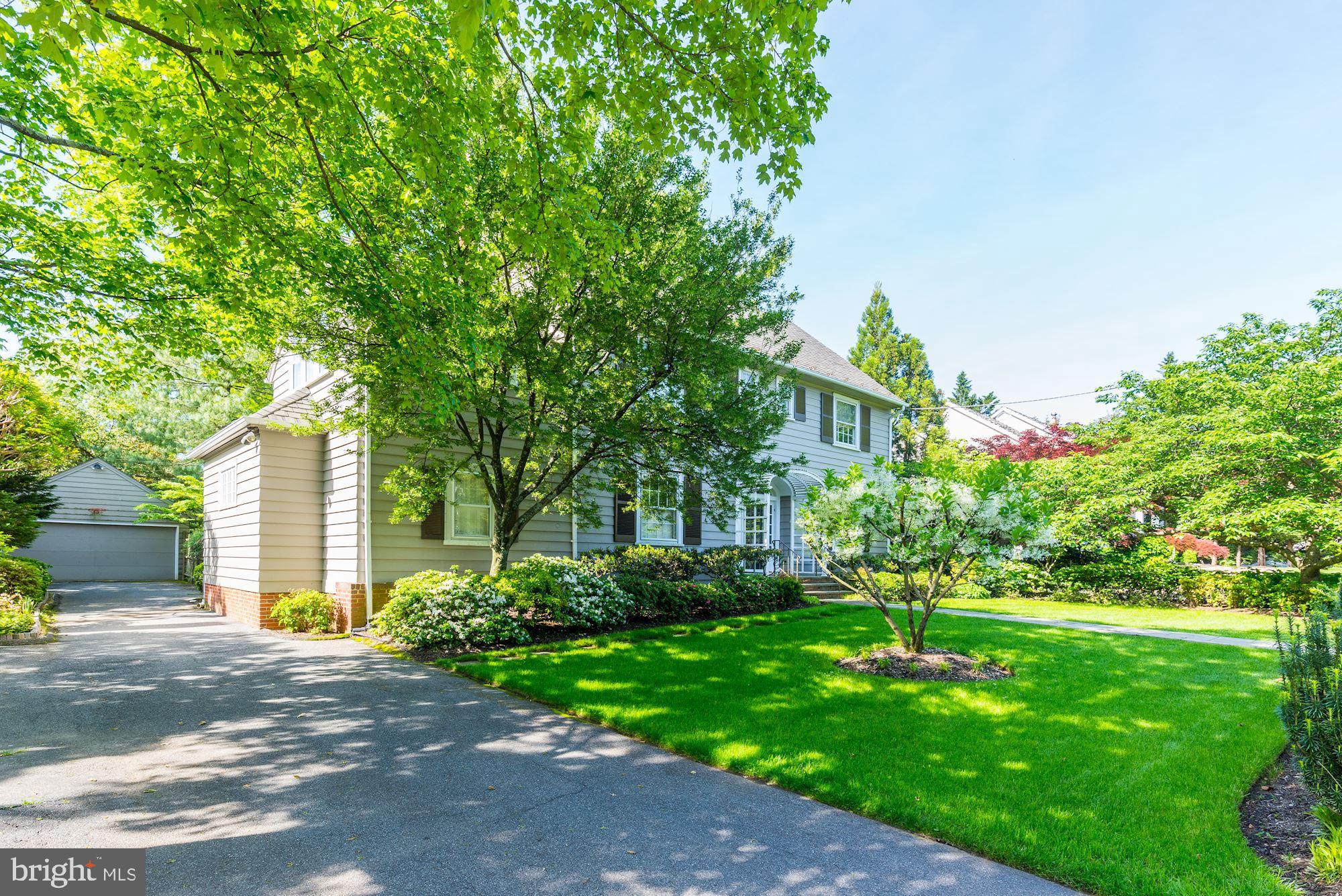 CHEVY CHASE VILLAGE - Residential