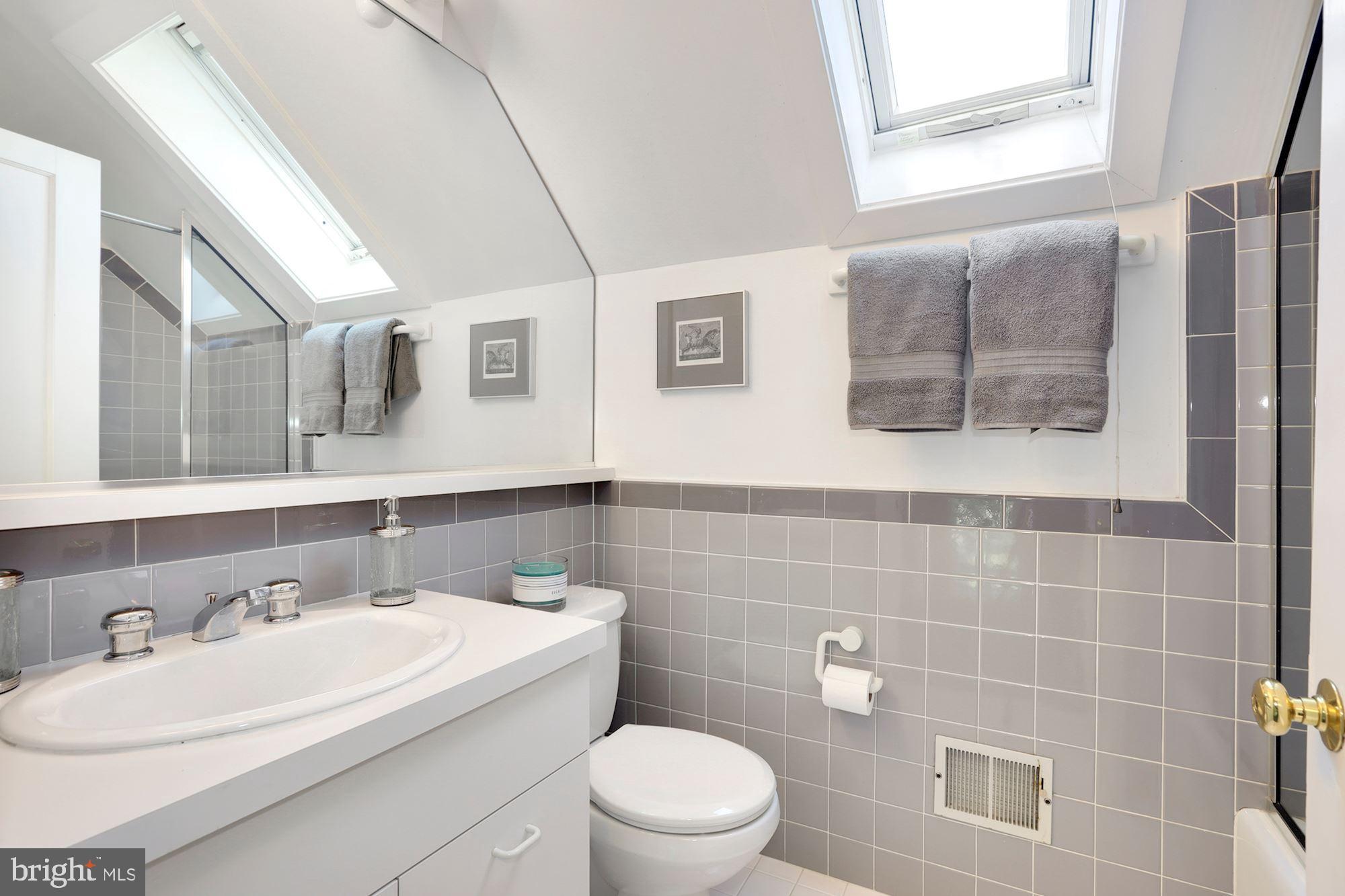 CHEVY CHASE VILLAGE - Residential