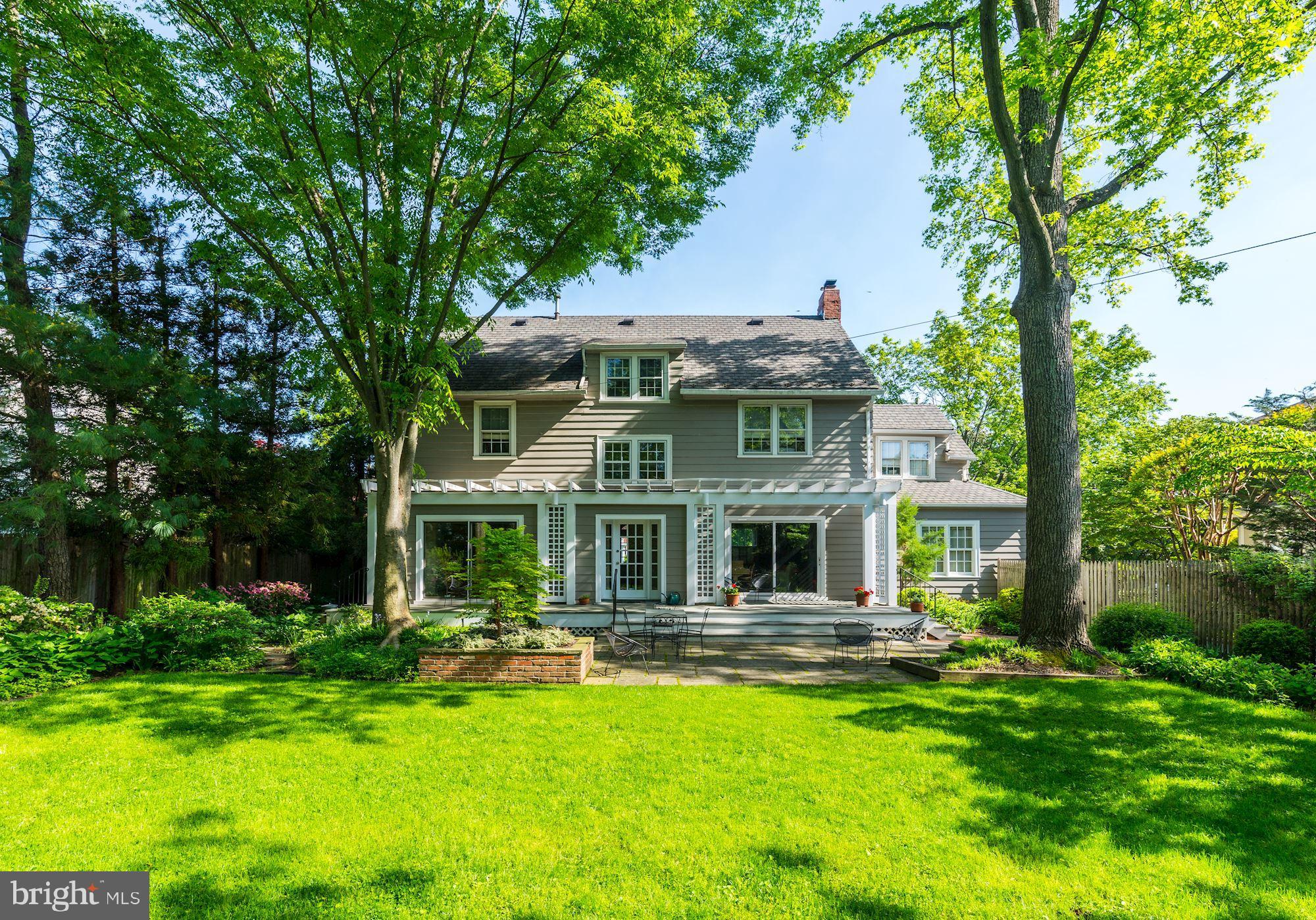 CHEVY CHASE VILLAGE - Residential