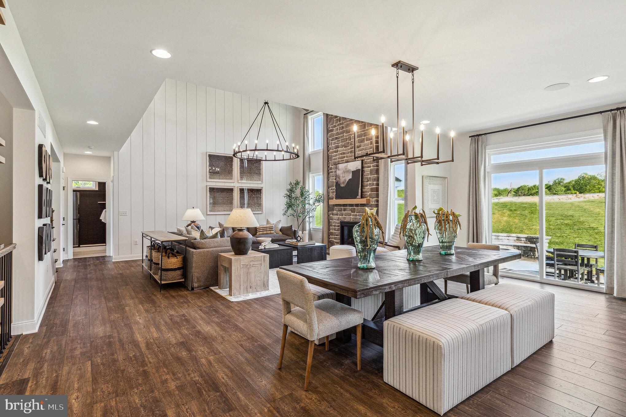 STRAWBERRY HILLS - Residential