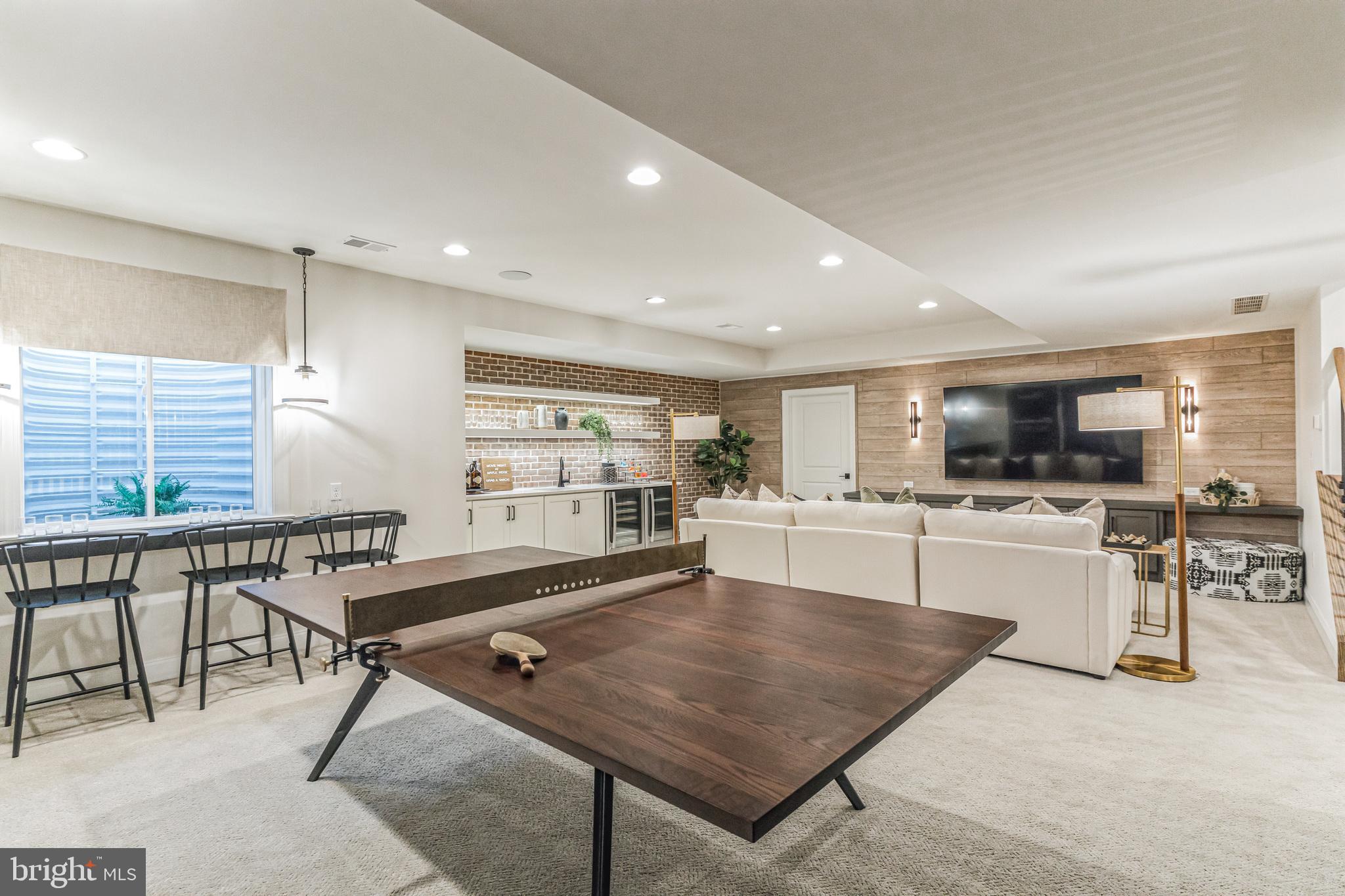 STRAWBERRY HILLS - Residential