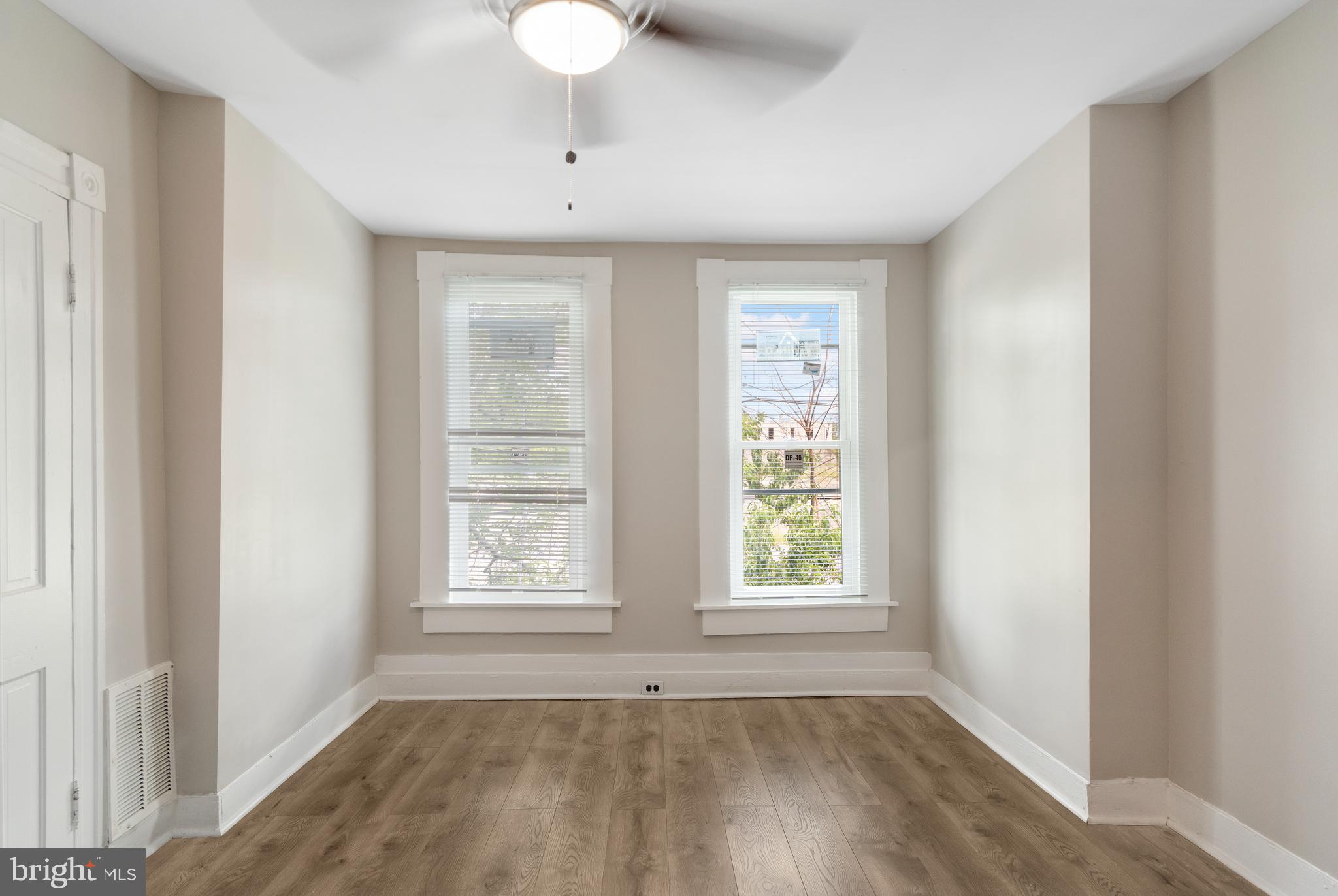 BROADWAY EAST - Residential