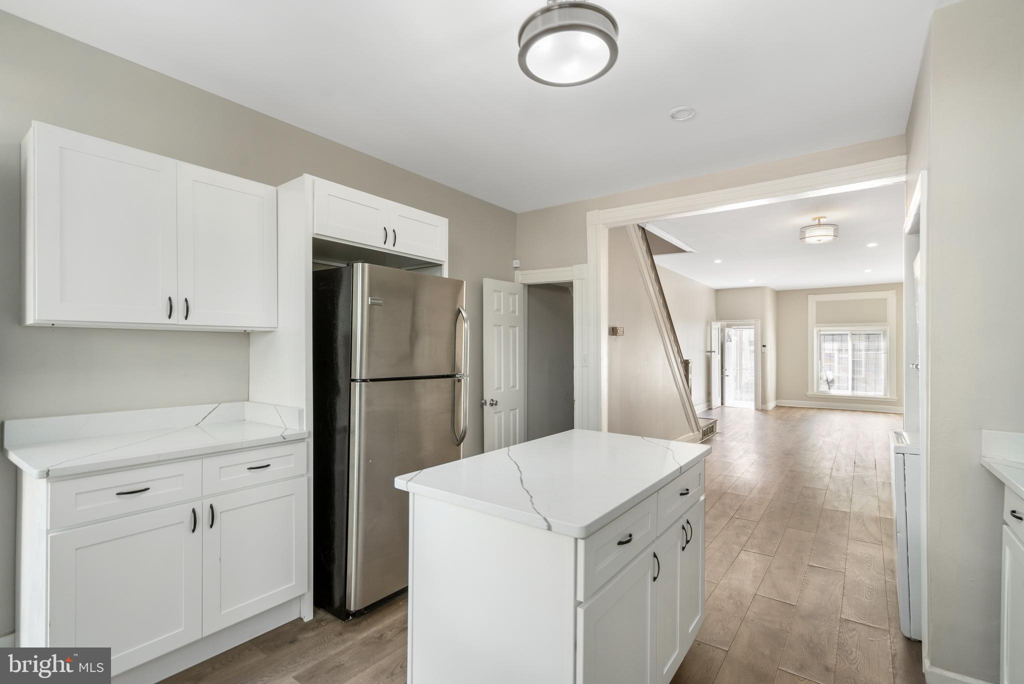 BROADWAY EAST - Residential