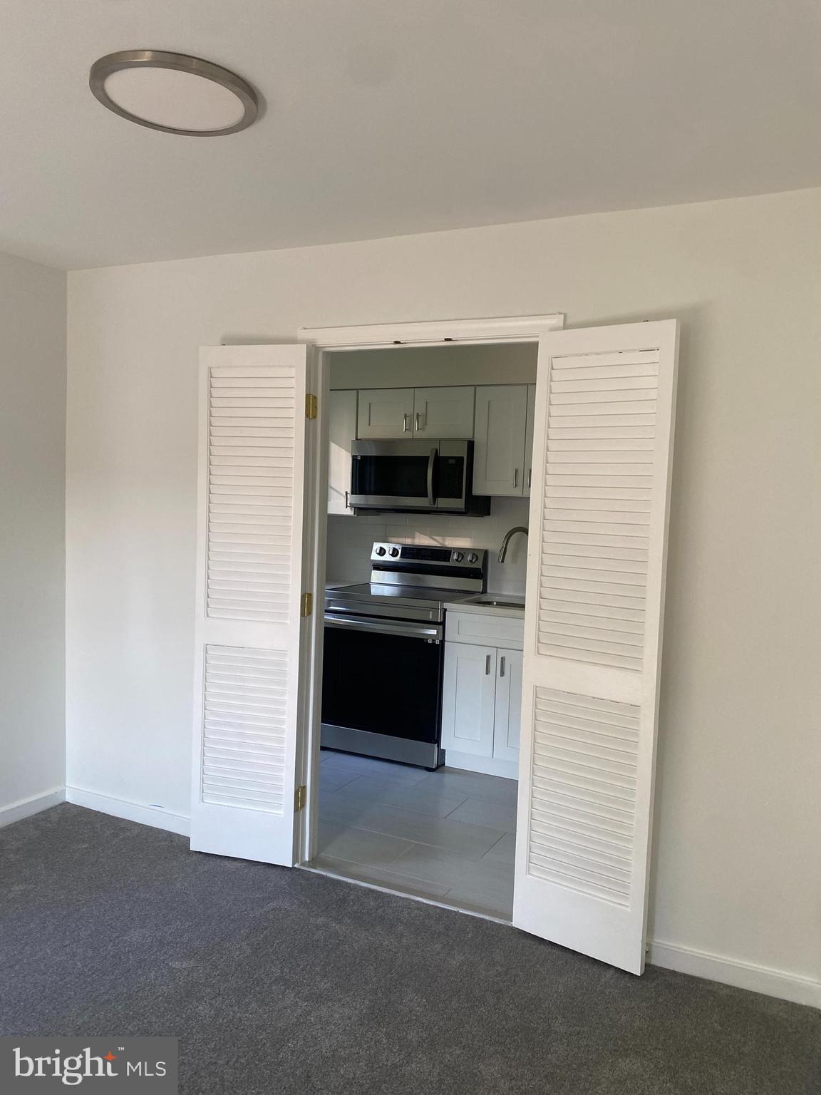 ROCK CREEK GARDENS CONDOMINIUMS - Residential Lease