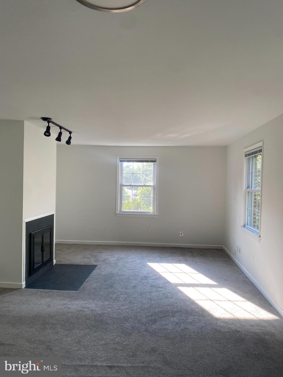 ROCK CREEK GARDENS CONDOMINIUMS - Residential Lease