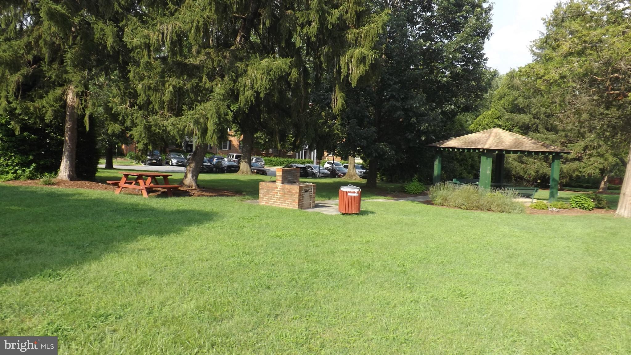 ROCK CREEK GARDENS CONDOMINIUMS - Residential Lease