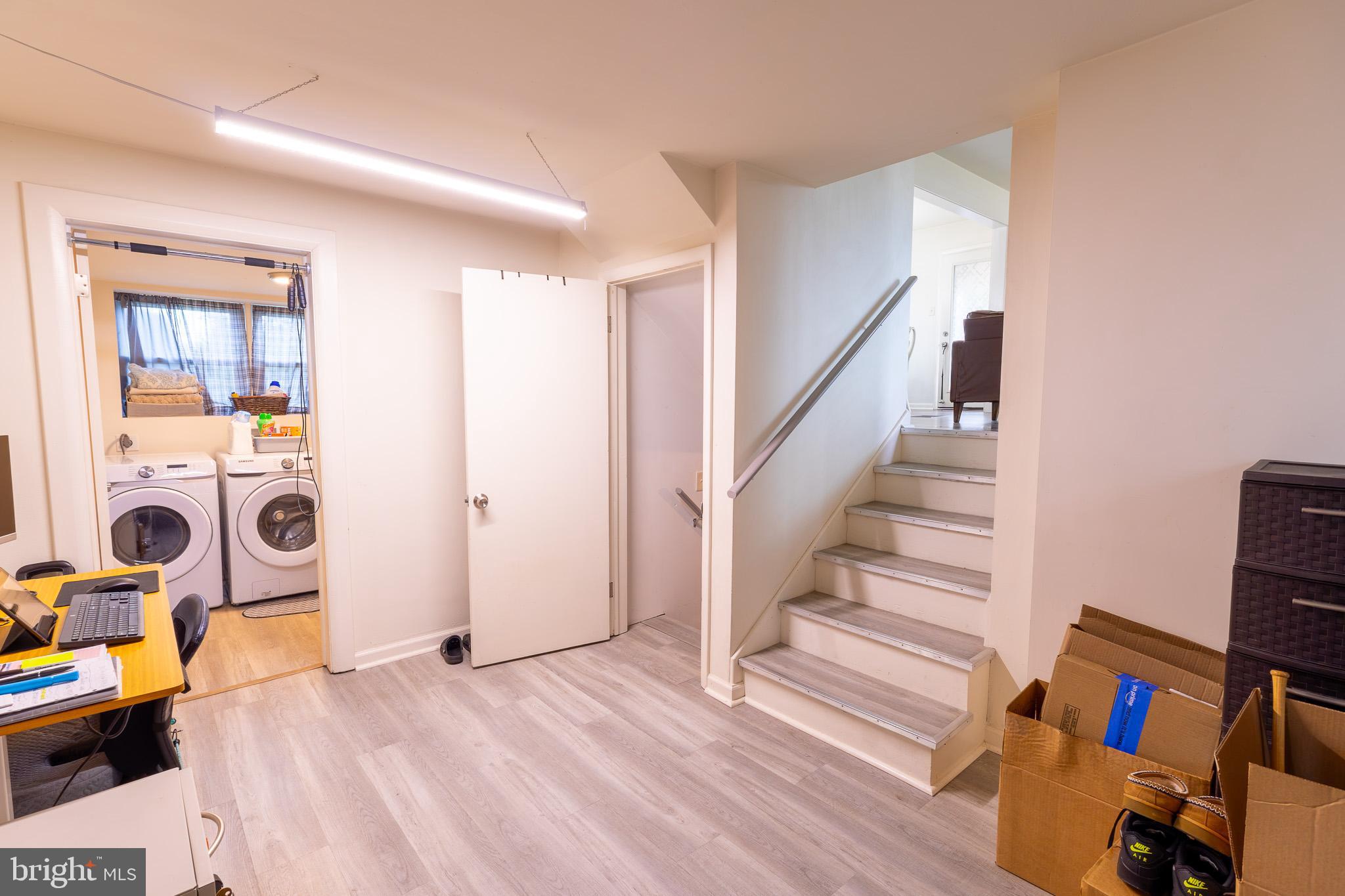 ORCHARD HILLS - Residential