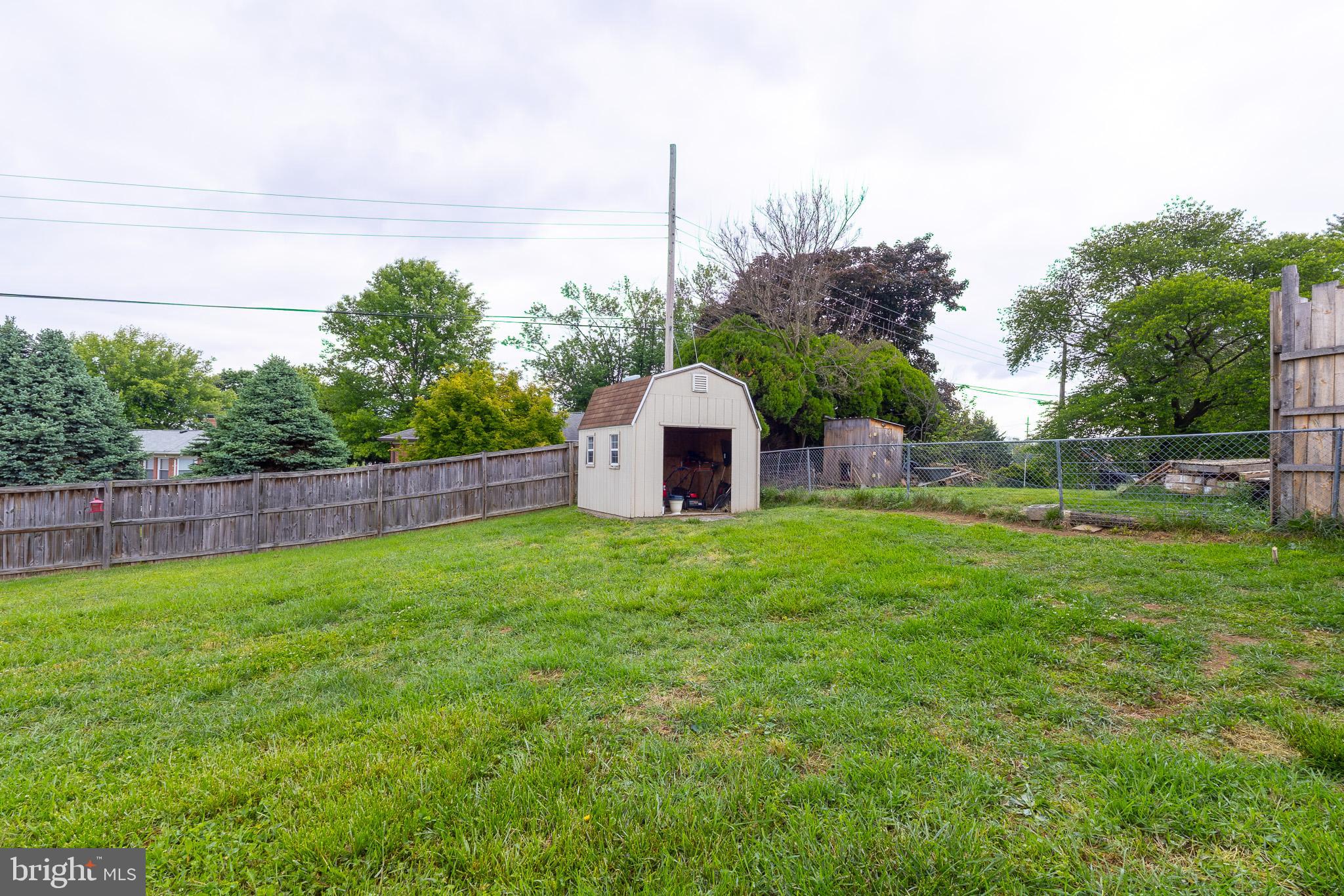 ORCHARD HILLS - Residential