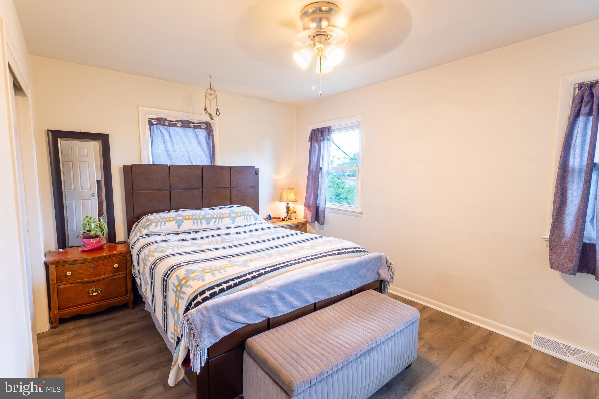 ORCHARD HILLS - Residential